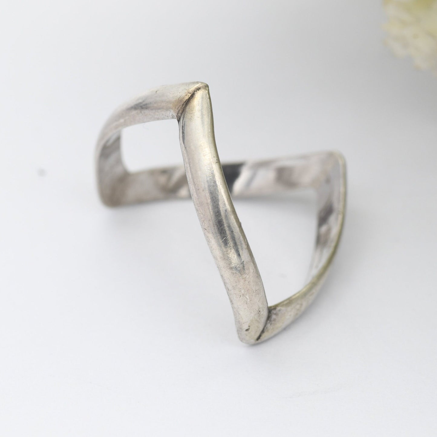 Vintage Sterling Silver Full Wishbone Ring - Minimalist Band | Unisex | UK Size - P 1/2 | US Size - 8