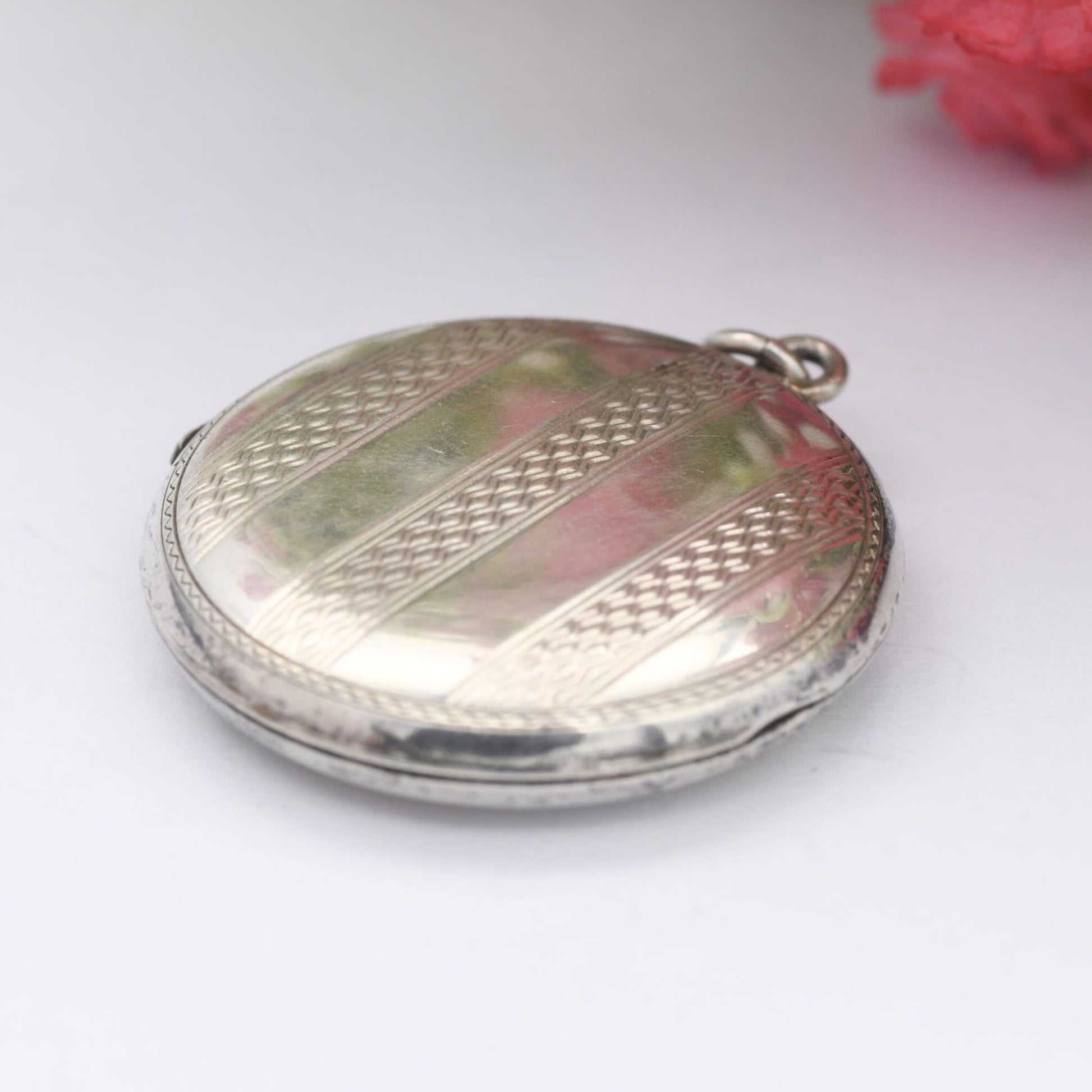 Vintage Sterling Silver Locket Pendant with Engine Turned Stripes - Circle Shape