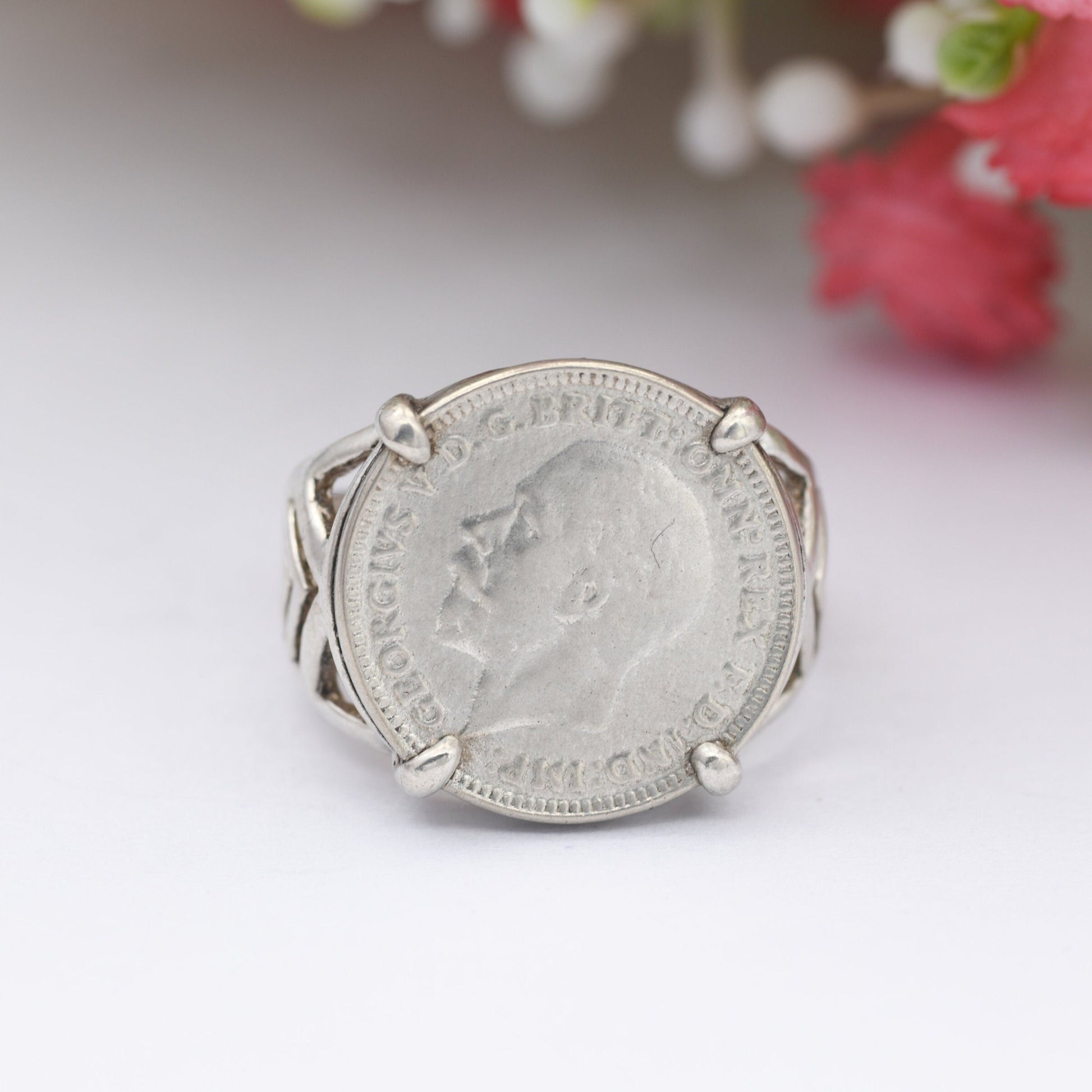 Vintage Sterling Silver George V 3 Pence 1933 Signet Ring - Chunky | English Royal Family Coin Jewellery | UK Size - M | US Size - 6 1/4