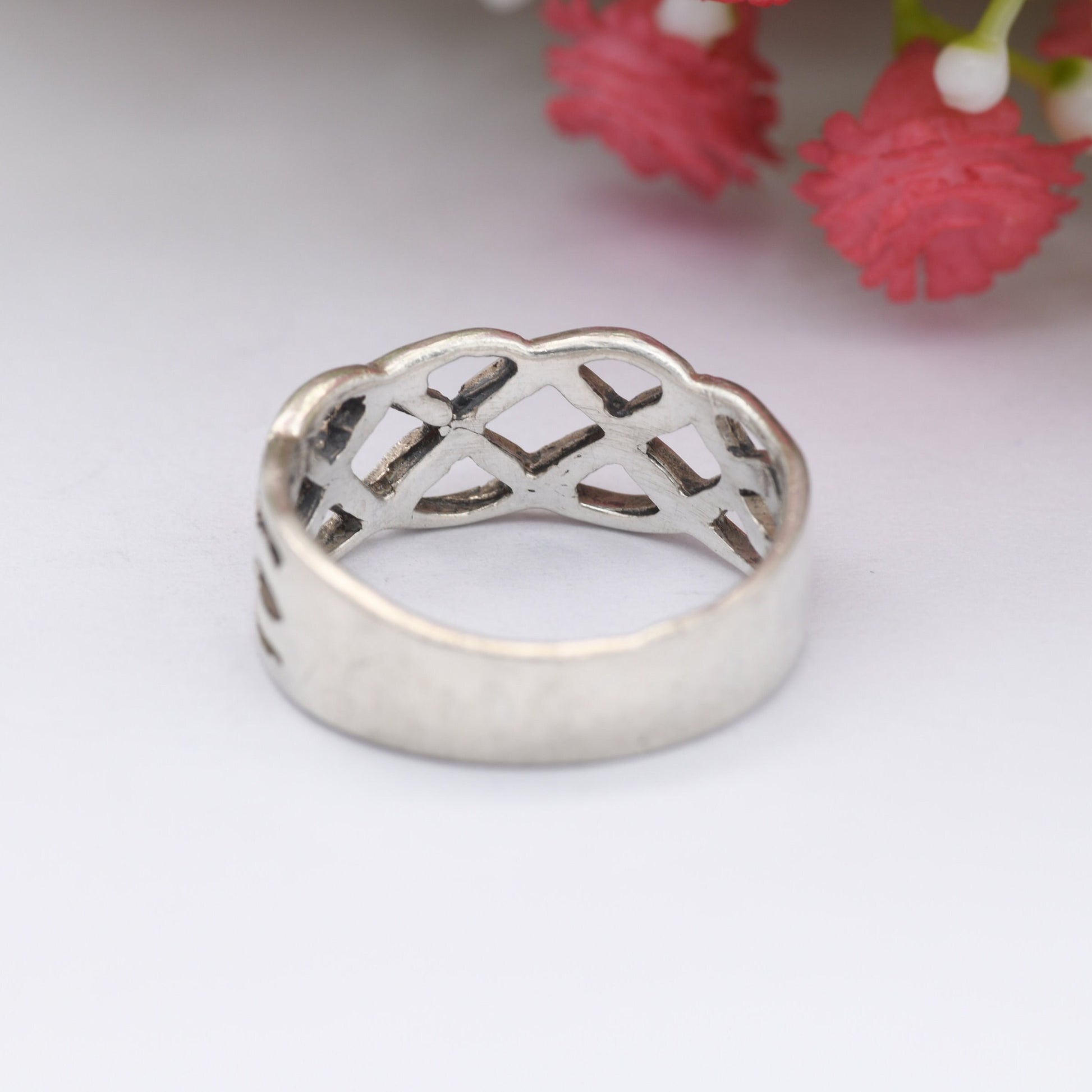 Vintage Sterling Silver Woven Celtic Knot Ring - Openwork Knotted Band | Everyday Unisex Silver | UK Size - P | US Size - 7 3/4