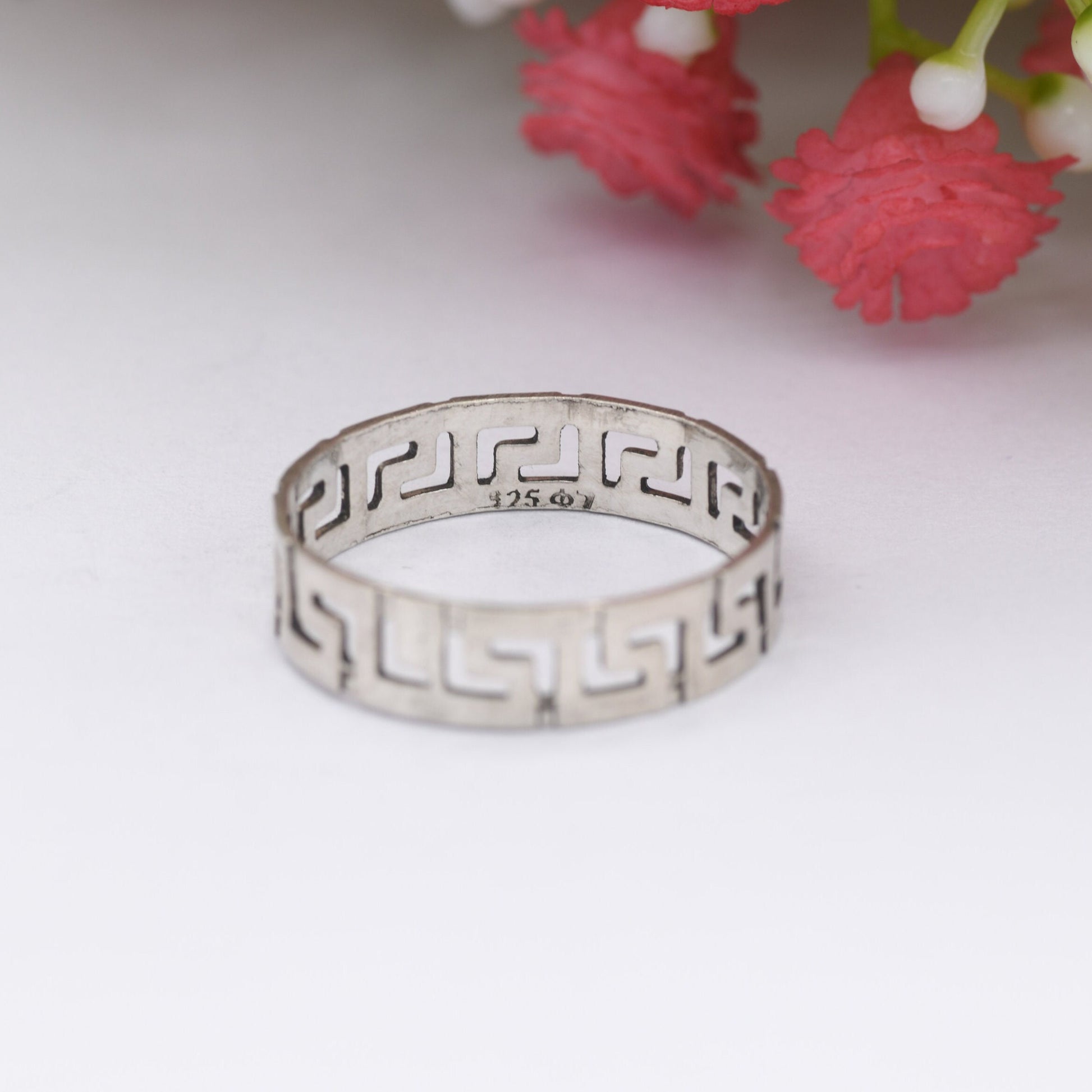 Vintage Sterling Silver Greek Key Band Ring - Openwork Meander Band | Minimal Unisex Silver | UK Size - O | US Size - 7