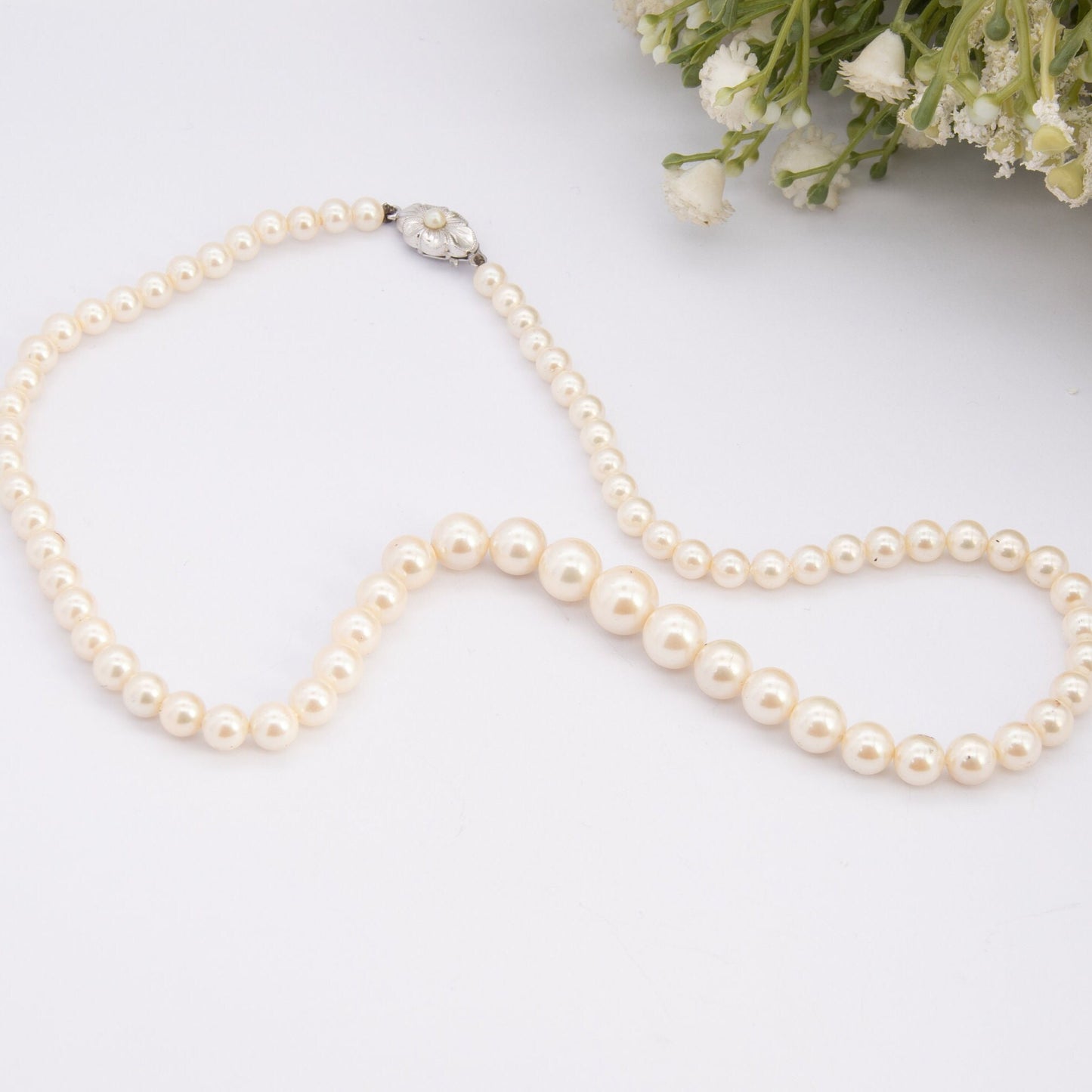 Vintage Sterling Silver Clasp Imitation Pearl Graduated Necklace - Quality Jewellery | JKa K��hle Germany Clasp | Choker Length 16.5" 41cm