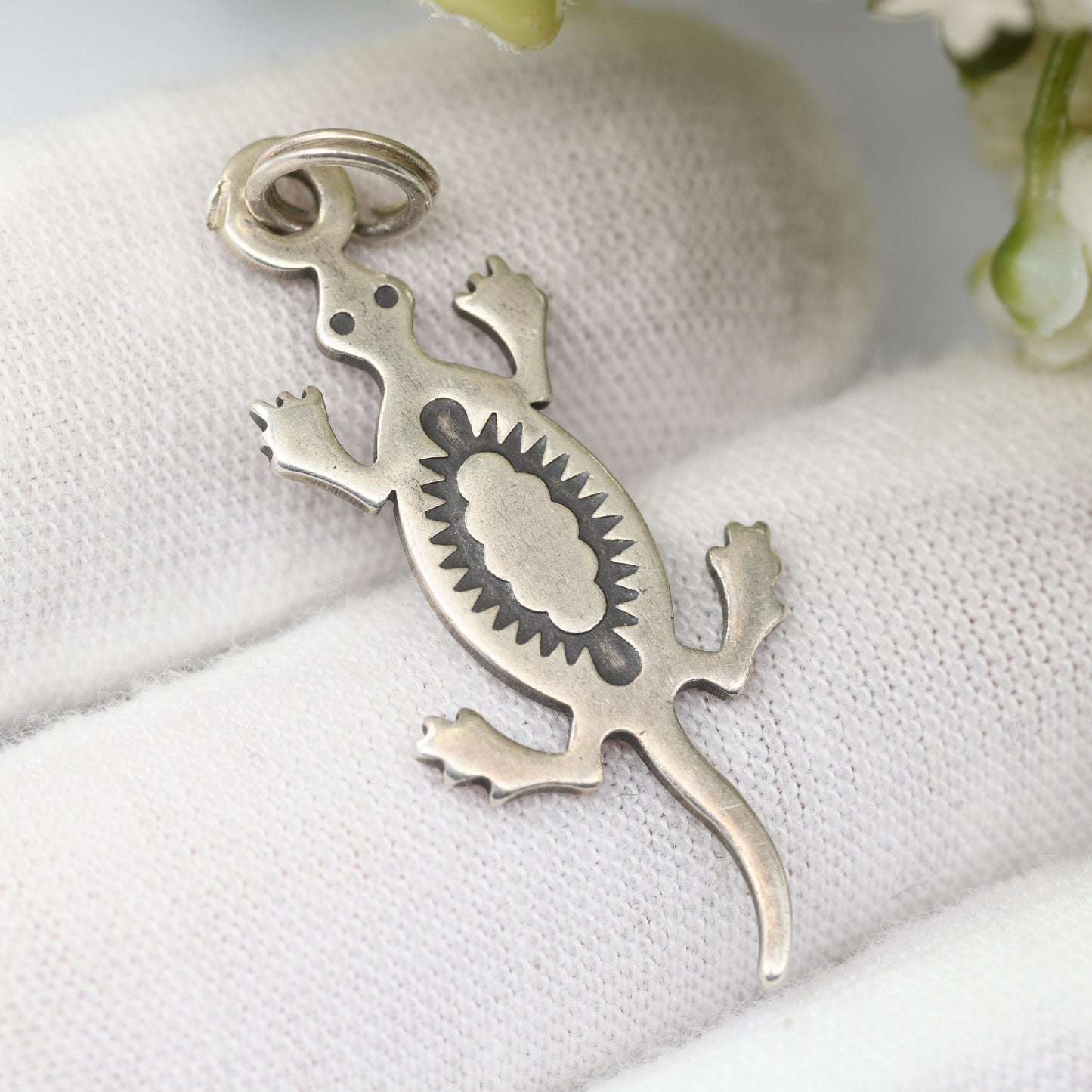 Vintage Sterling Silver Navajo Lizard Charm Pendant - Signed with Shop Mark to Reverse