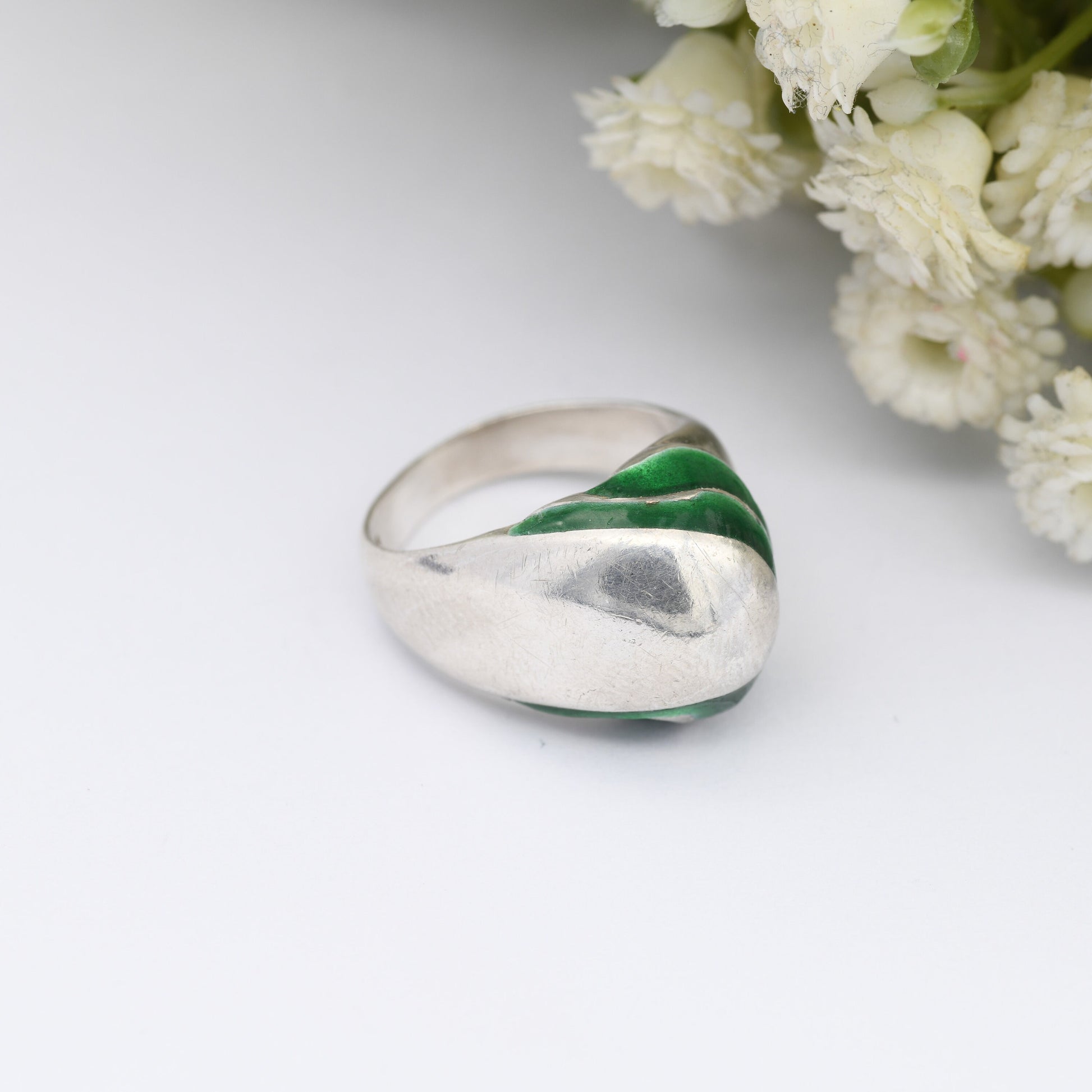 Vintage Sterling Silver Green Swirl Enamel Ring - Mid-Century Figural Silver | Small Chunky Ring | UK Size - I 1/2 | US Size - 4 1/2