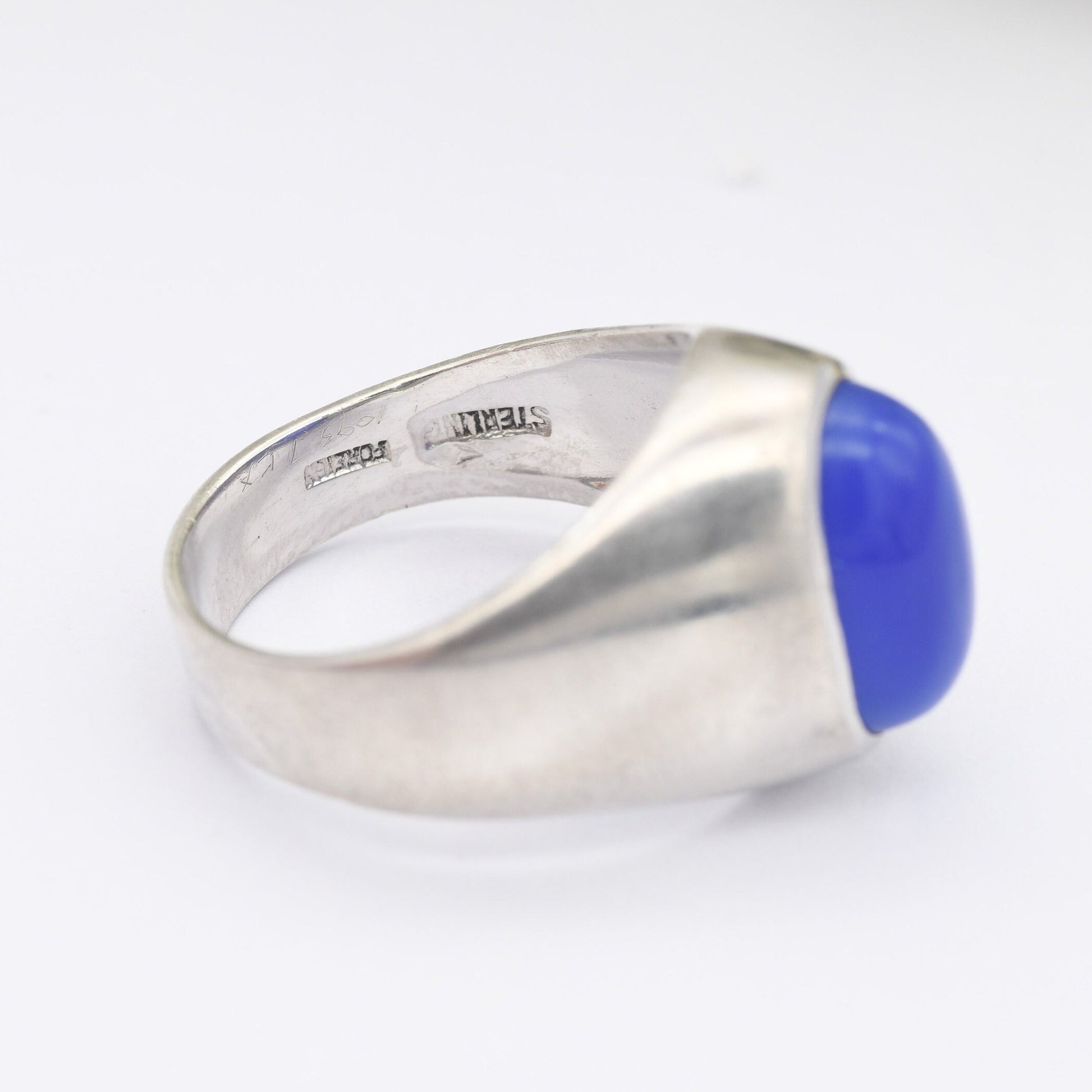 Vintage Sterling Silver Chalcedony Signet Ring - Chunky Unisex Silver | Cabochon Blue Gemstone | UK Size - N 1/2 / US - 7