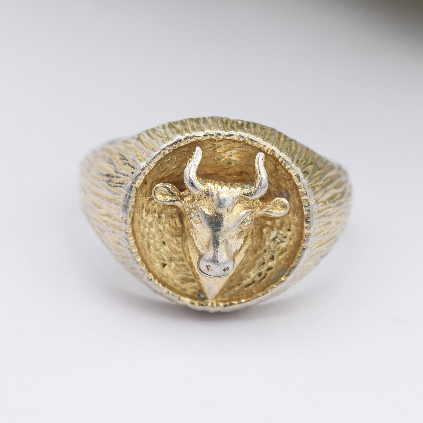 Vintage Sterling Silver Taurus Bull Ring - Mid-Century Textured Signet | Unisex Chunky | 3D Cow Head | UK Size - O | US Size - 7 1/4