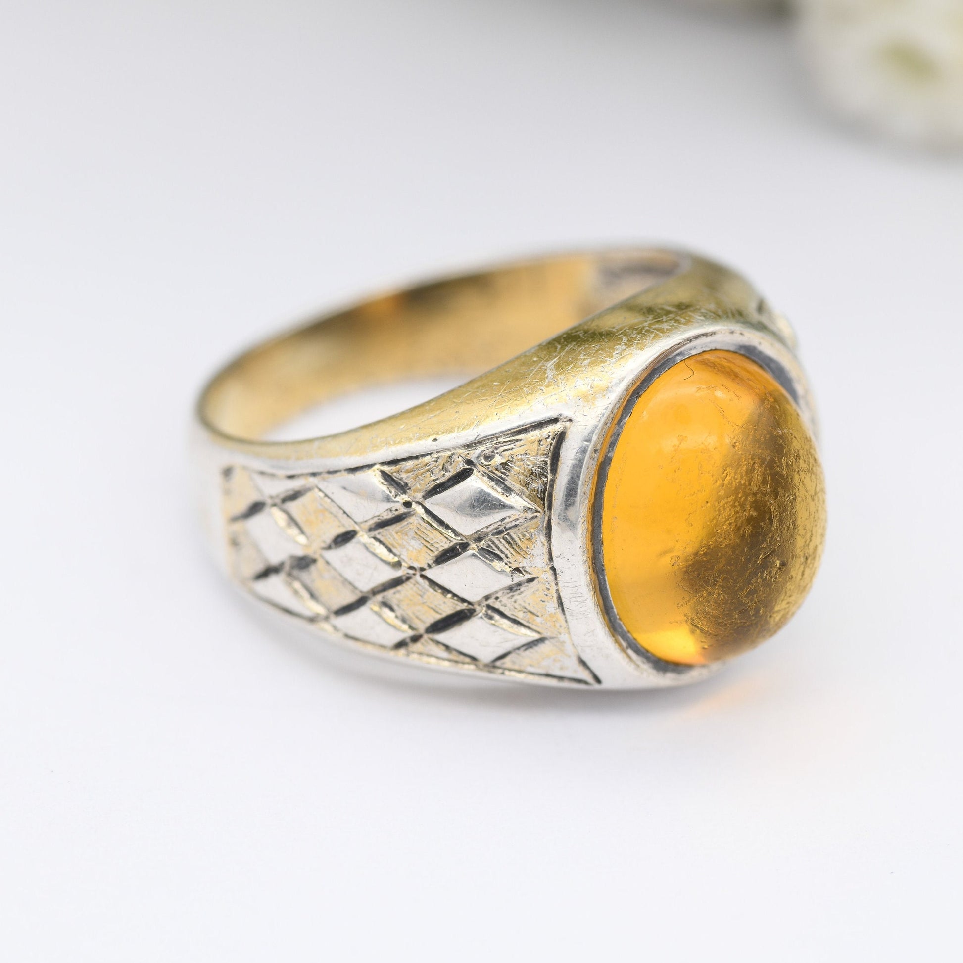 Vintage Scottish Sterling Silver Signet Ring - Diamond Shape Shoulders | Yellow Glass Stone | Chunky Unisex | UK Size - Q | US Size - 8 1/4