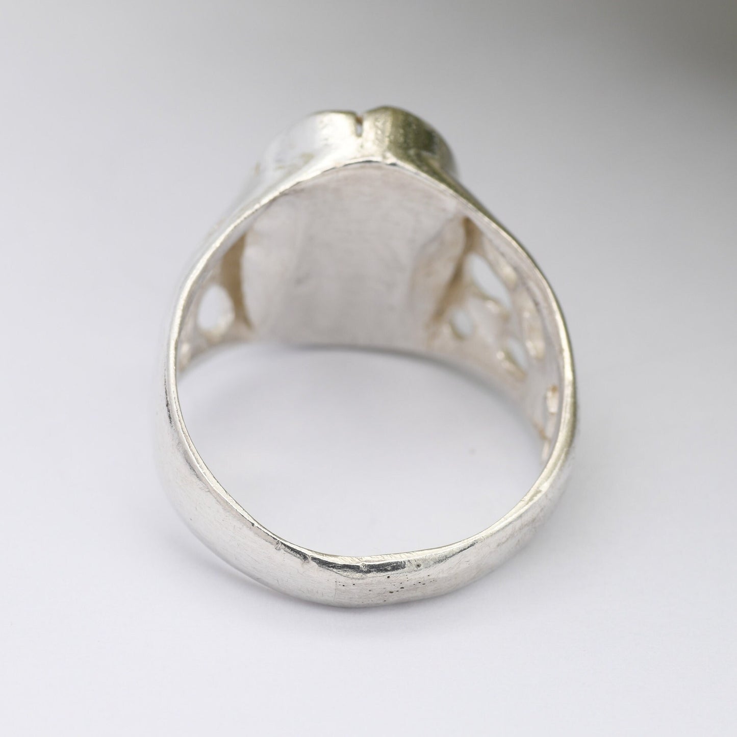 Vintage Chunky Sterling Silver Mid-Century Ring 1970 - Brutalist Architectural | Sculptural Crater Design | UK Size T 1/2 | US Size 9 3/4