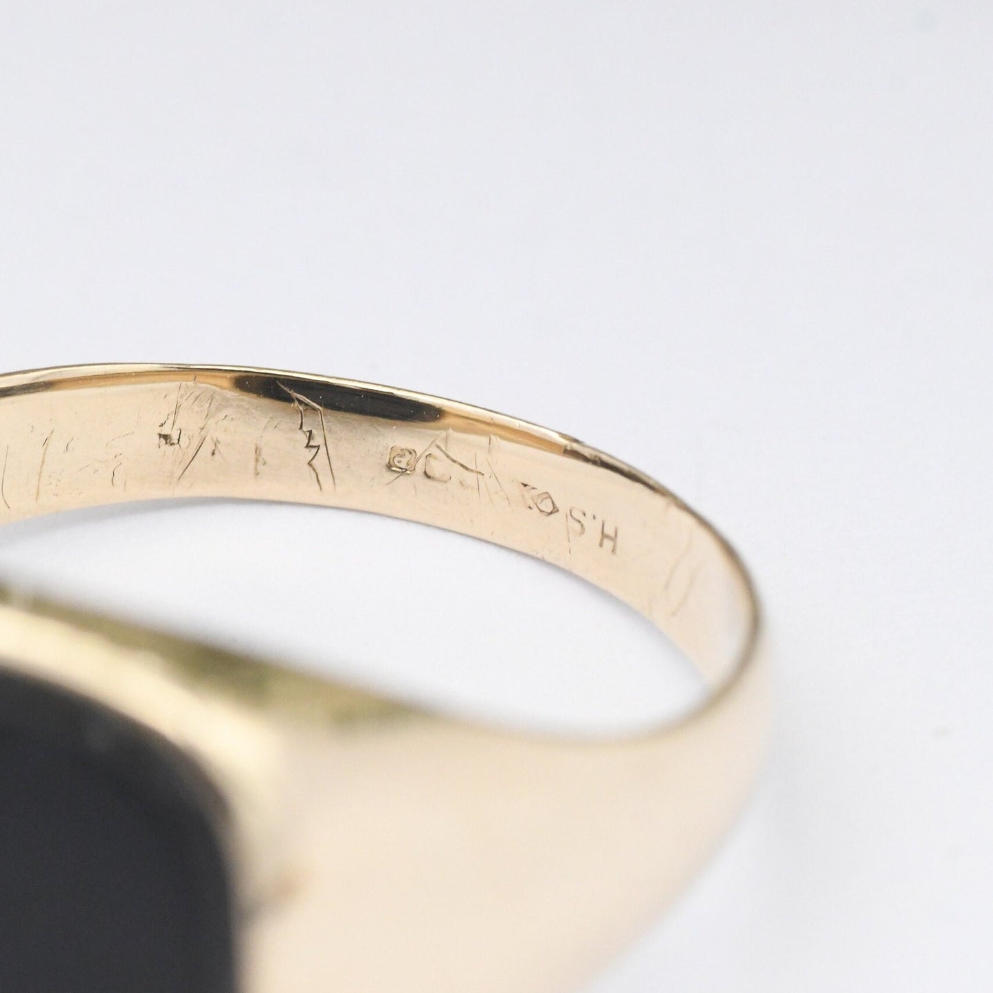 Vintage 9ct Gold Onyx Signet Ring 1970 - Large Chunky Ring | Gift for Boyfriend | UK Size - V 1/2 | US Size - 10 3/4