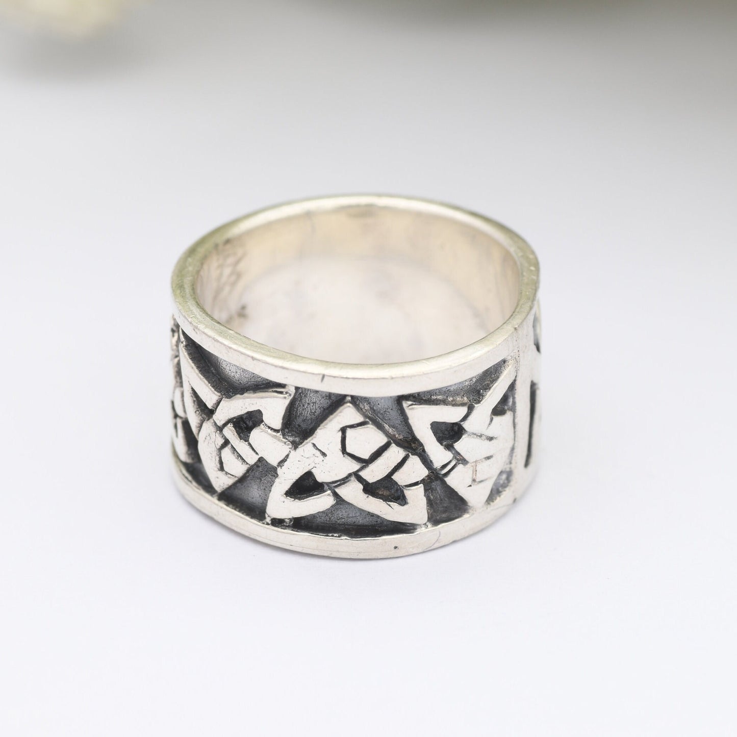 Vintage Sterling Silver Celtic Knot Band Ring