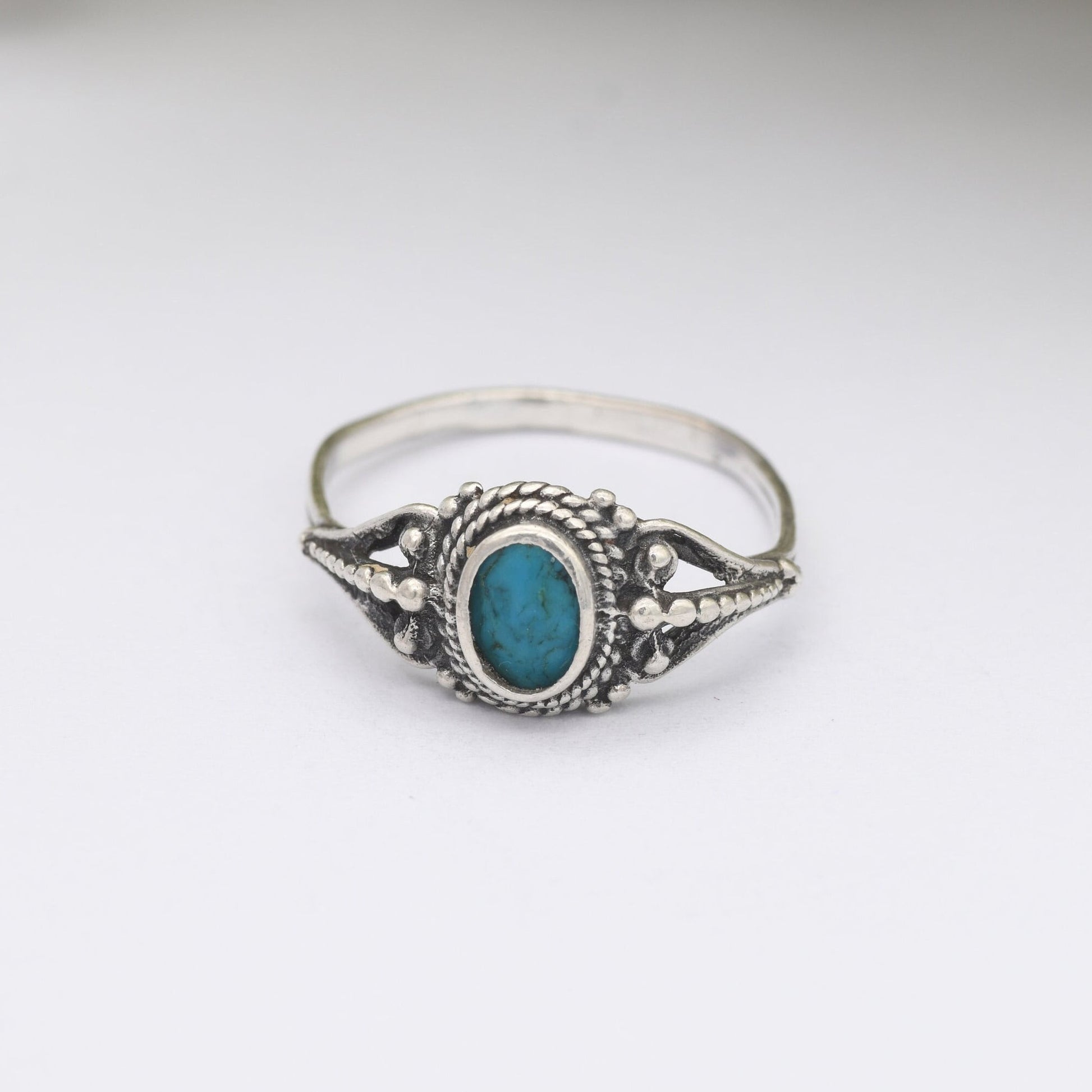 Vintage Sterling Silver Turquoise Ring