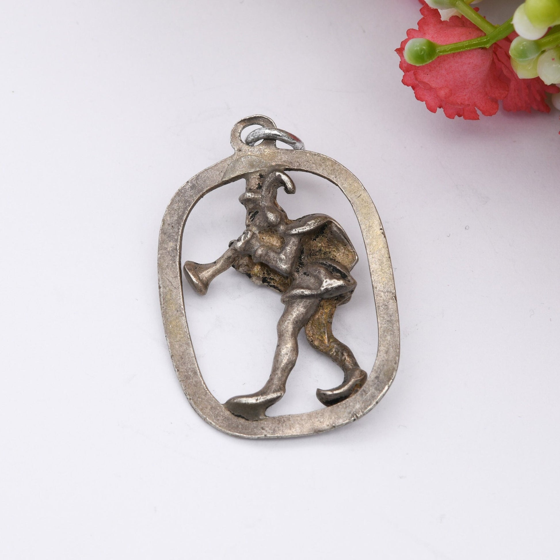 Vintage Sterling Silver Pied Piper of Hamelin Pendant