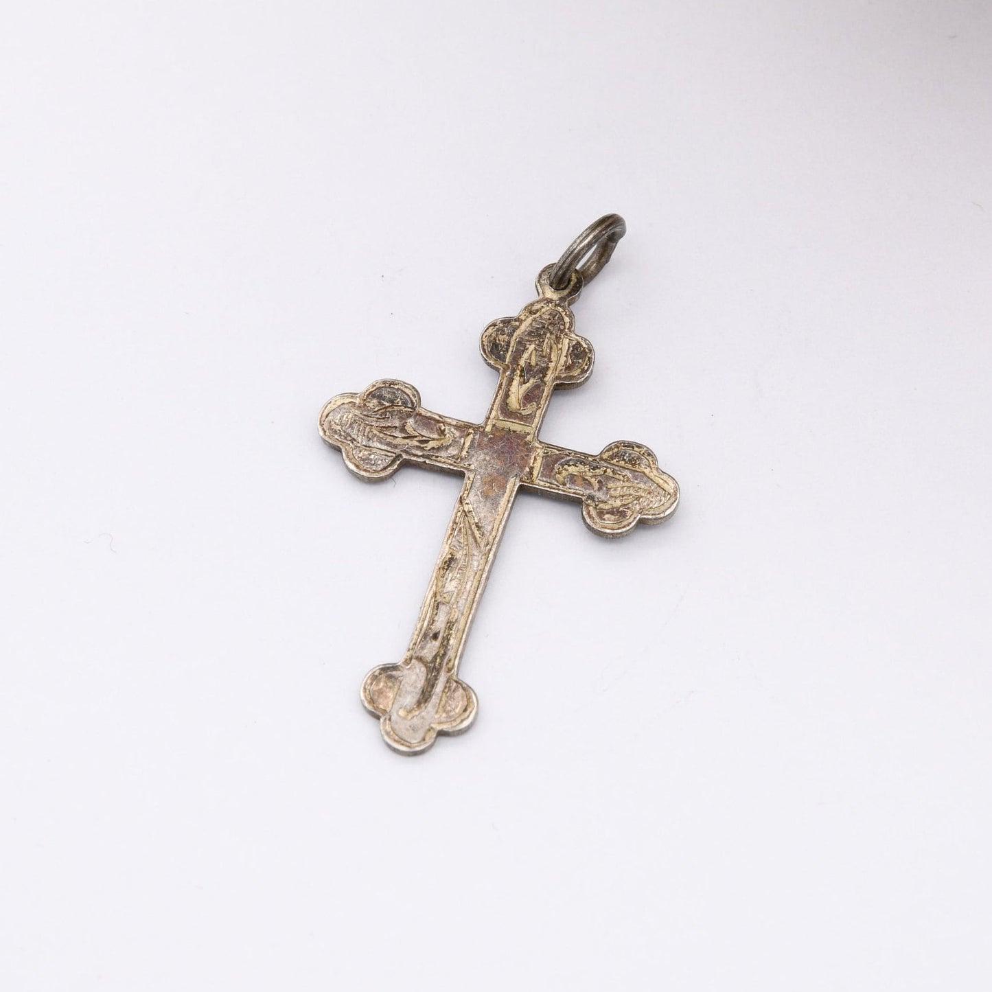 Vintage Sterling Silver Cross Pendant with Engraved Design