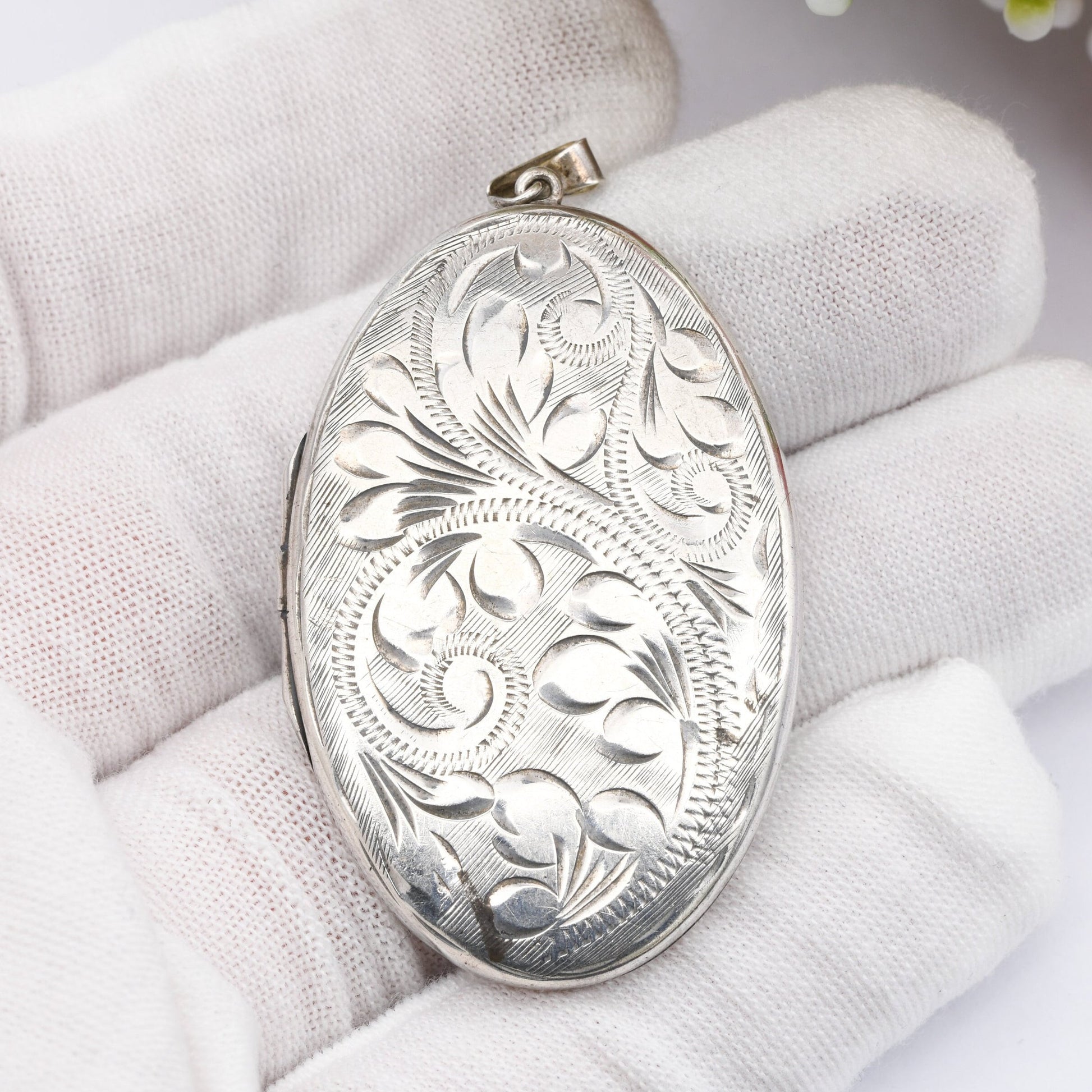 Vintage Sterling Silver Locket Pendant with Engraved Floral Design