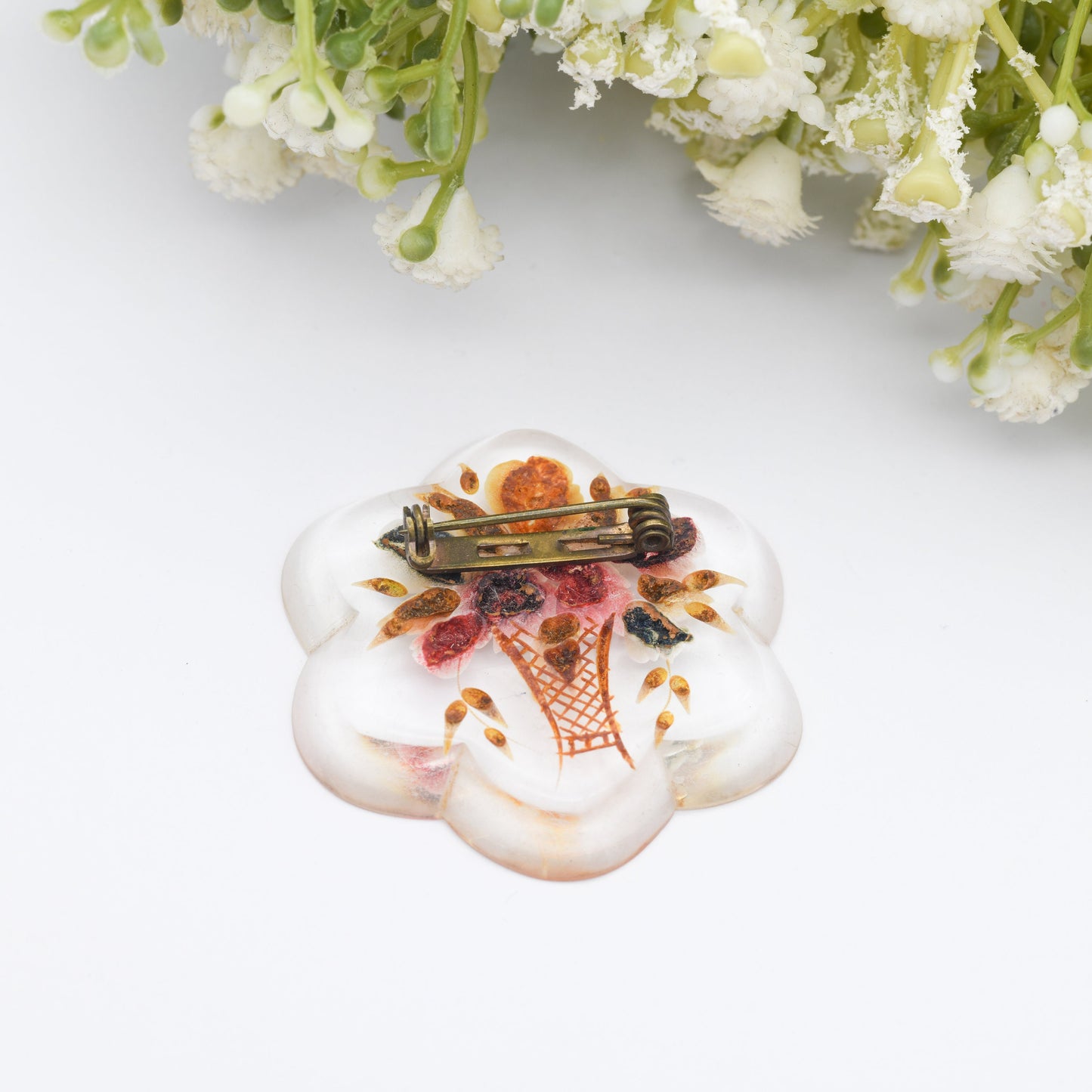 Vintage Lucite Reverse Carved Jardinière Brooch - Vase of Flowers | Early Plastic Costume Jewellery