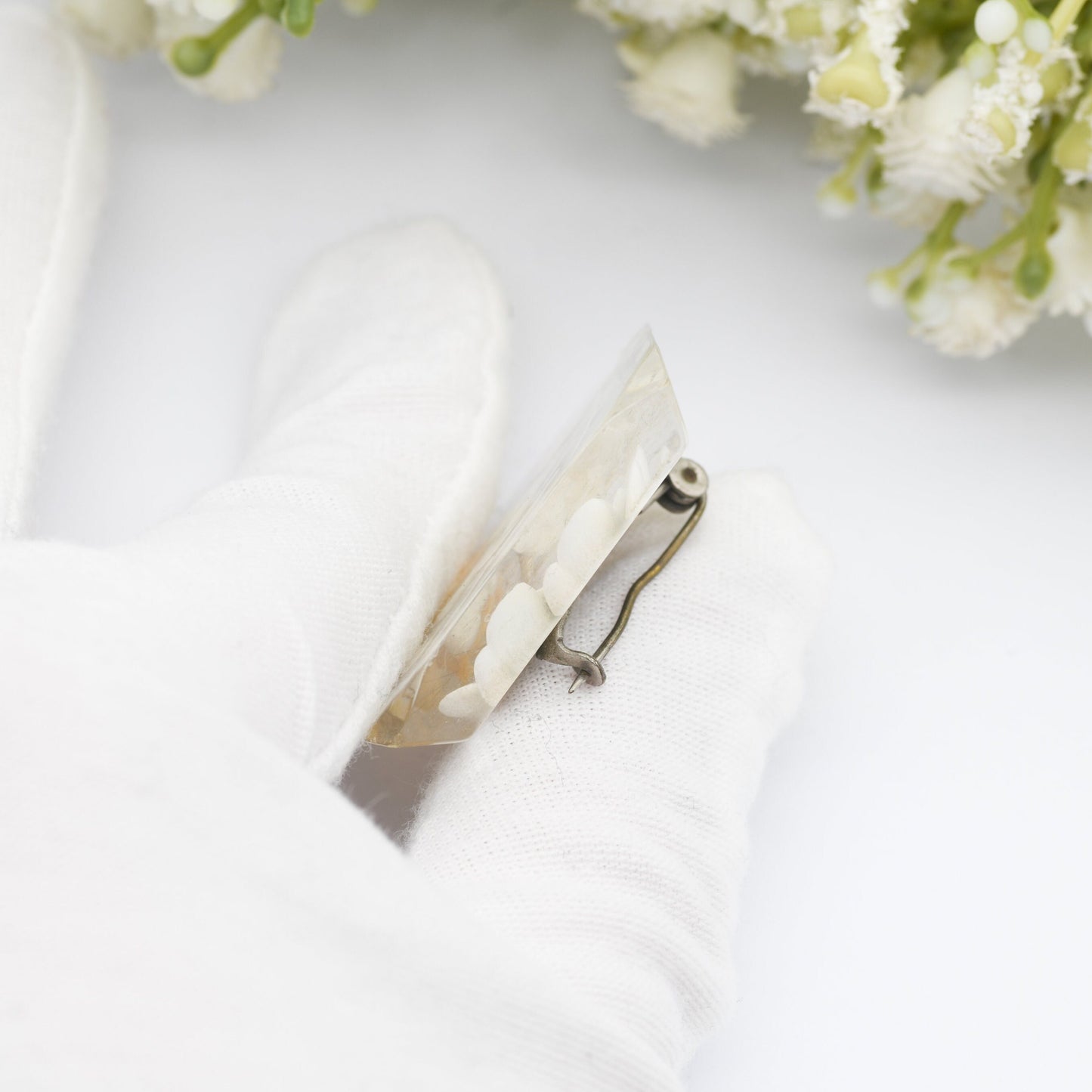 Vintage Lucite Reverse Carved Floral Brooch - Three White Flowers | Early Plastic Costume Jewellery