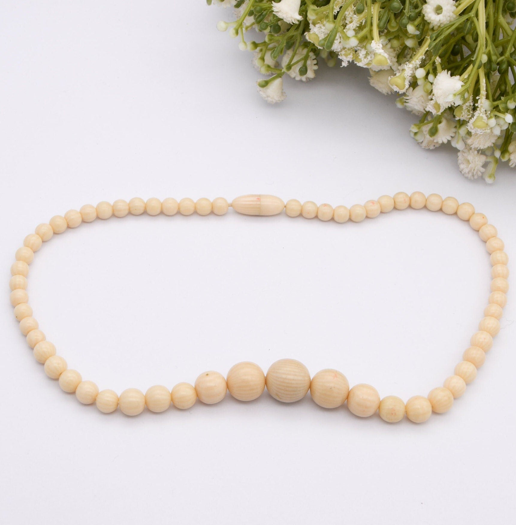 Vintage Ivorine Bead Necklace - Fake Ivory Early Plastic Costume Jewellery