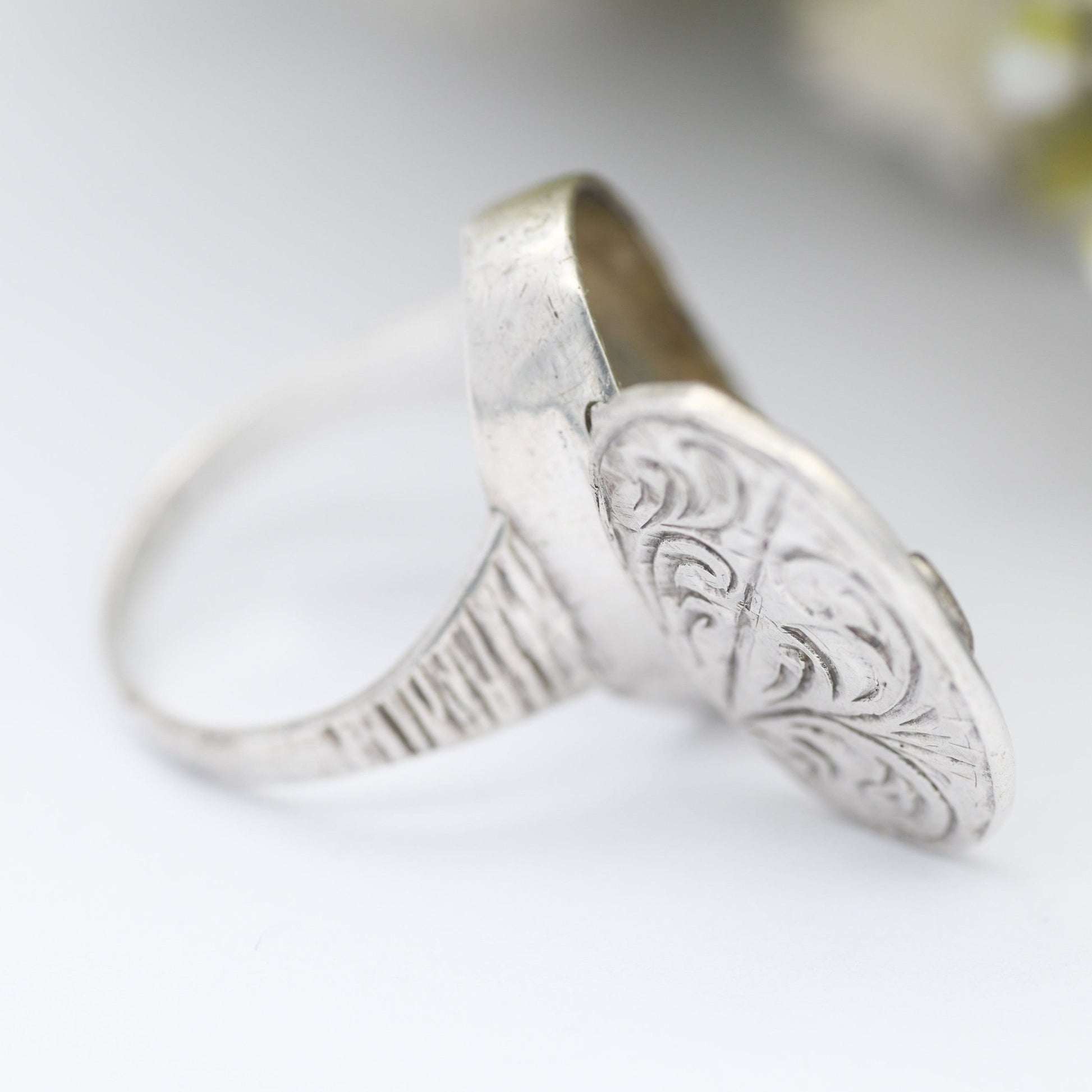 Vintage Sterling Silver Locket Ring Poison Ring - Hand Engraved Ornate Scrolling Design | UK Size L | US Size 5 3/4