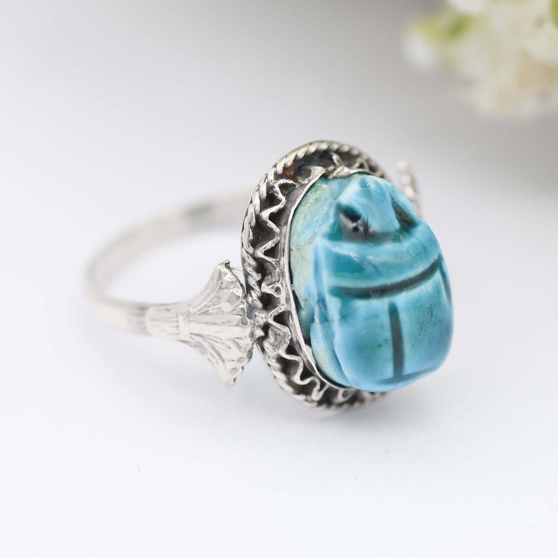 Vintage Egyptian Silver Scarab Ring 1996 - Lotus Shoulders | Glazed Ceramic Faience Beetle | UK Size - V | US Size - 10 1/2