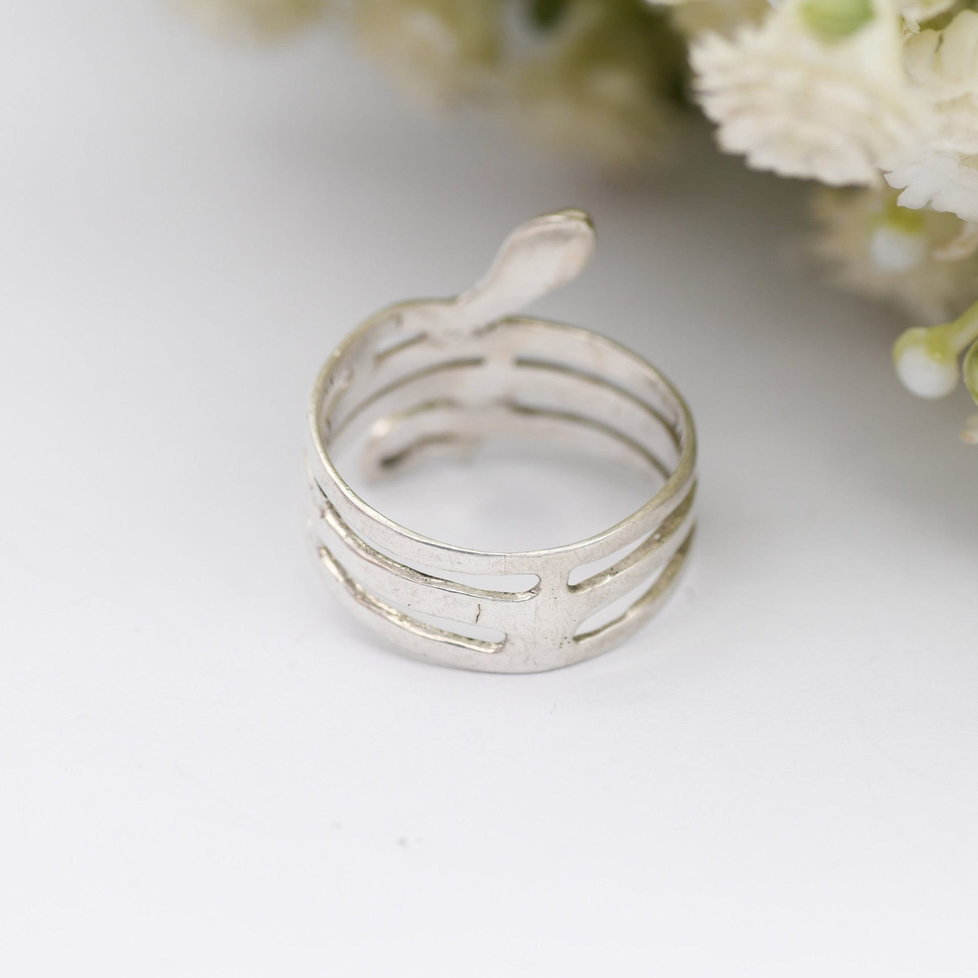 Vintage Silver Wrap Around Snake Ring - Animal Jewellery | Nature Lover Gift | UK Size - N | US Size - 6 1/2