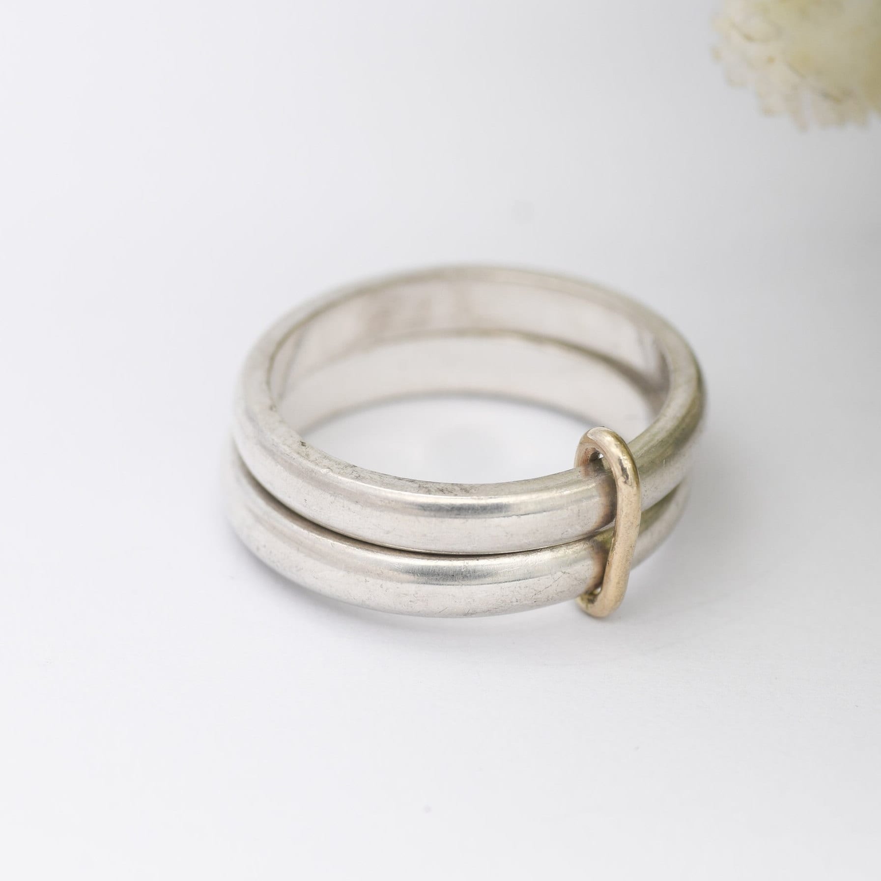 Vintage Sterling Silver Gold Wire Split Band Ring - Moving Fidget Ring | Two Bands Tied Together | UK Size - M 1/2 | US Size - 6 1/2