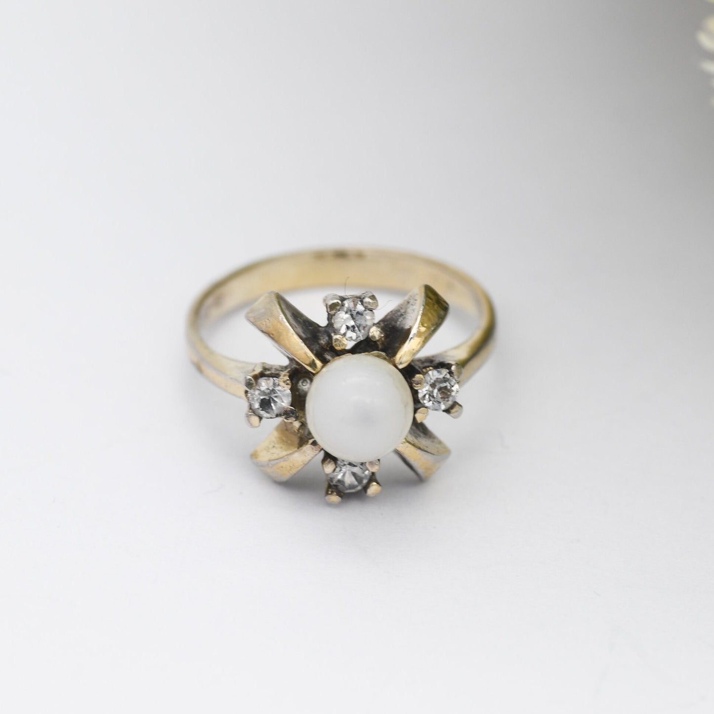 Vintage Silver Faux Pearl Ring with Clear Stones - Art Deco Star Shape | Statement Cocktail | UK Size - M | US Size - 6 1/4