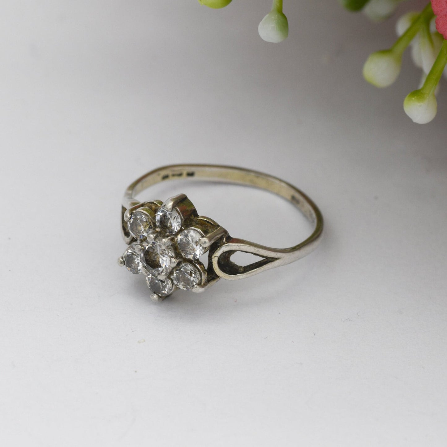 Vintage Sterling Silver Cluster Flower Ring - Statement Clear Stone Cocktail Ring | CZ | UK Size - O 1/2 | US Size - 7 1/2