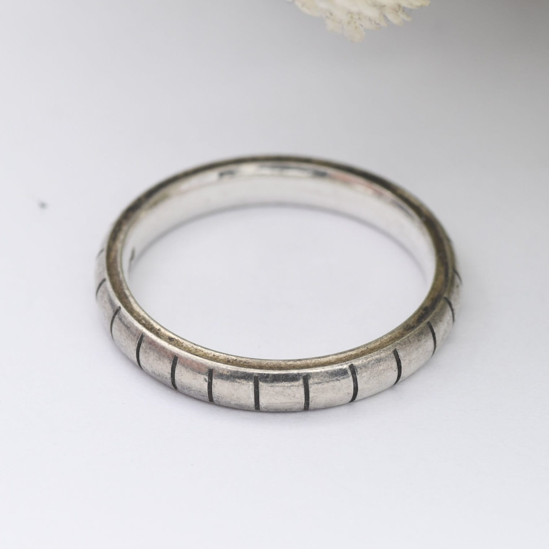 Sterling Silver Striped Band Ring 2002 - Y2K Silver Jewellery | UK Size - N | US Size - 6 3/4