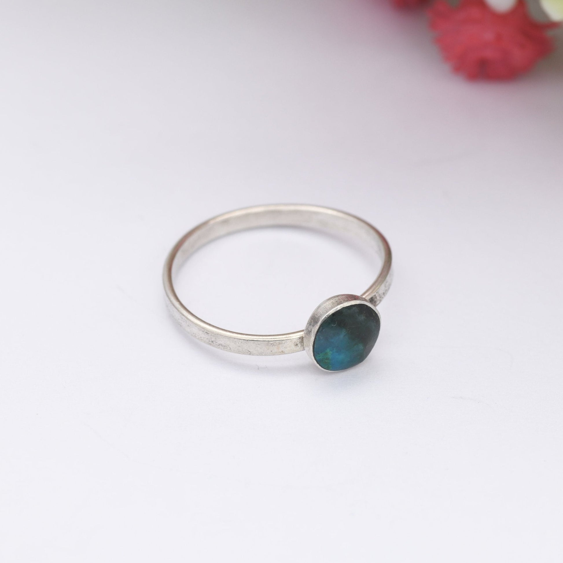 Vintage Sterling Silver Blue Green Stone Ring - Mid-Century Minimalist Modernist Ring | Earth Gemstone | UK Size - M 1/2 | US Size - 6 1/4