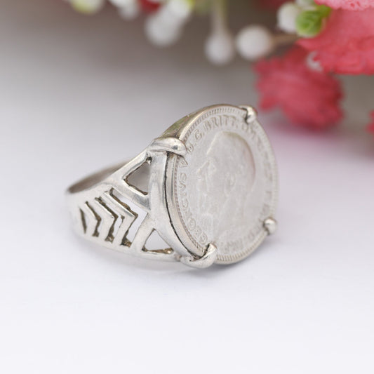 Vintage Sterling Silver George V 3 Pence 1933 Signet Ring - Chunky | English Royal Family Coin Jewellery | UK Size - M | US Size - 6 1/4