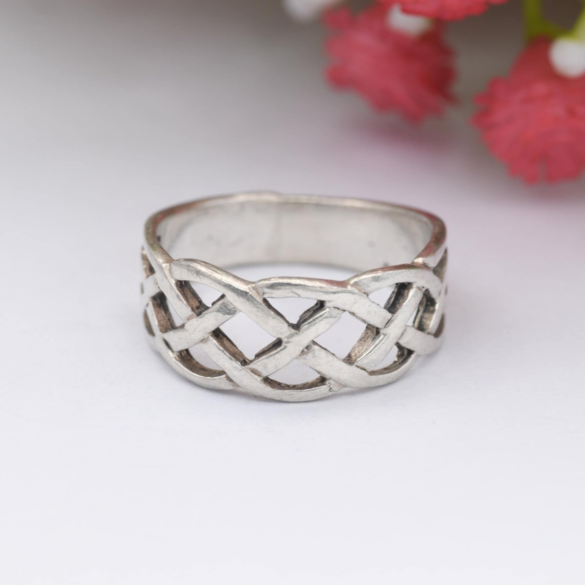 Vintage Sterling Silver Woven Celtic Knot Ring - Openwork Knotted Band | Everyday Unisex Silver | UK Size - P | US Size - 7 3/4