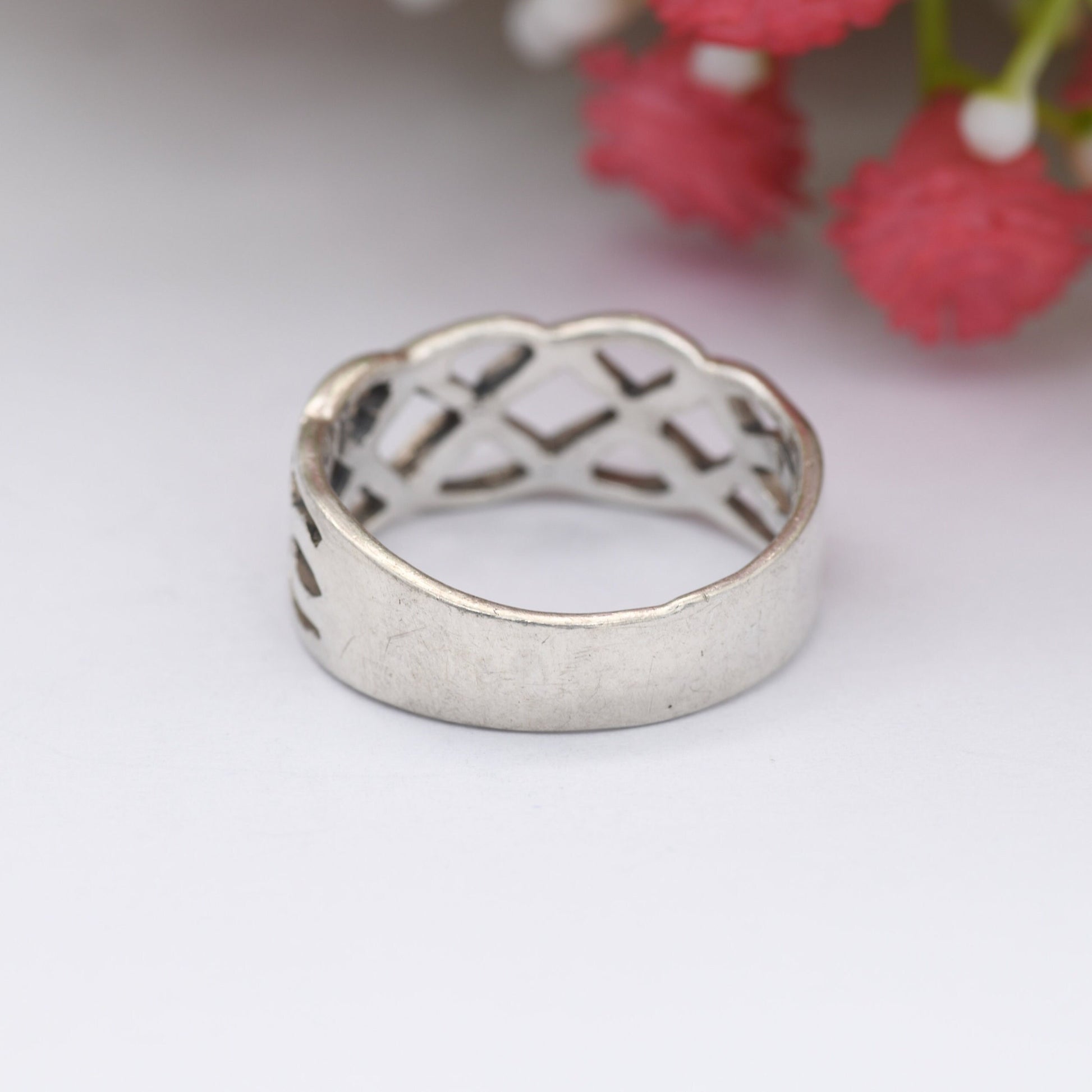Vintage Sterling Silver Woven Celtic Knot Ring - Openwork Knotted Band | Everyday Unisex Silver | UK Size - P | US Size - 7 3/4