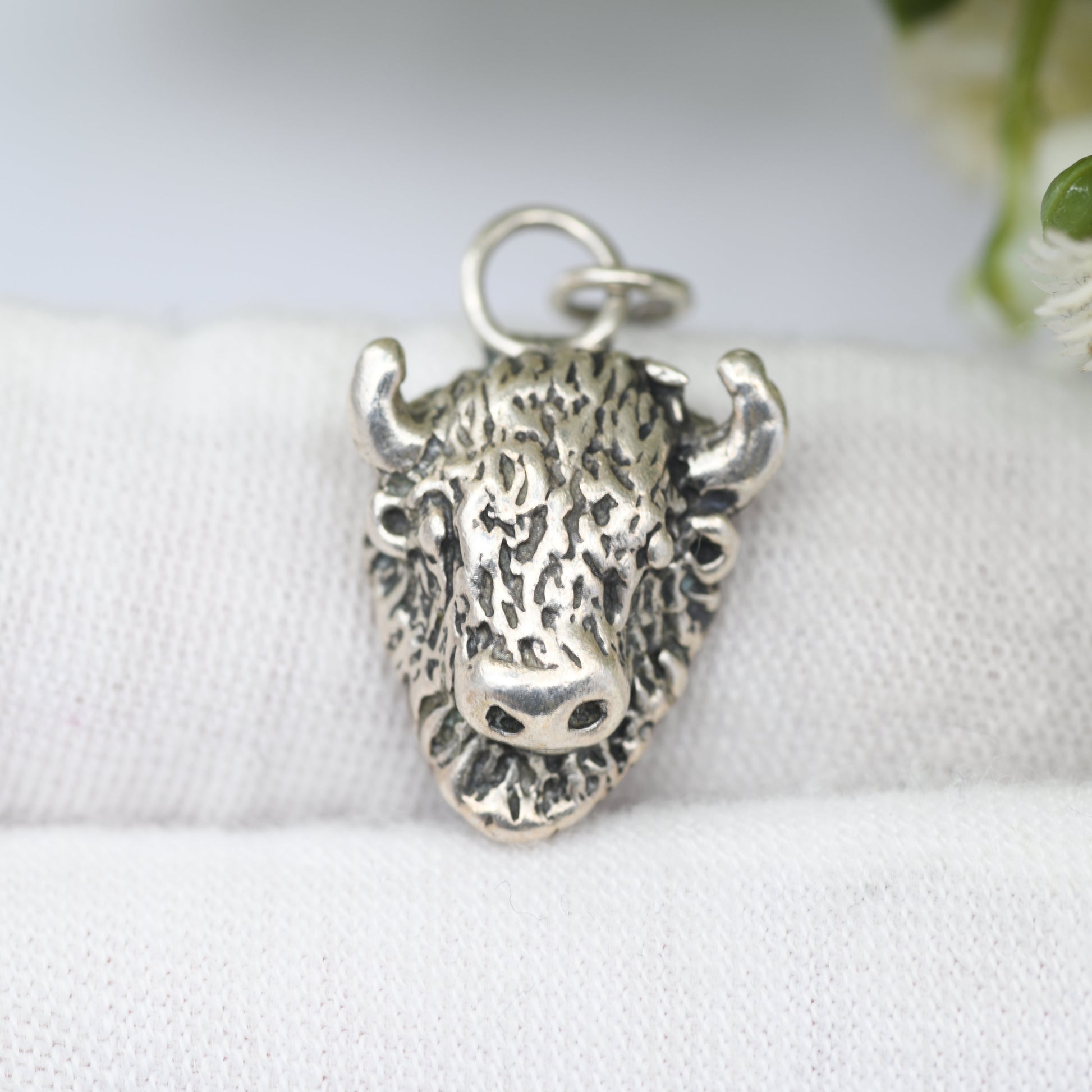 Vintage Navajo Sterling Silver Buffalo Tatanka Head Charm Pendant - Spiritual Symbol of Natural World | Animal Nature Lover Gift | Signed