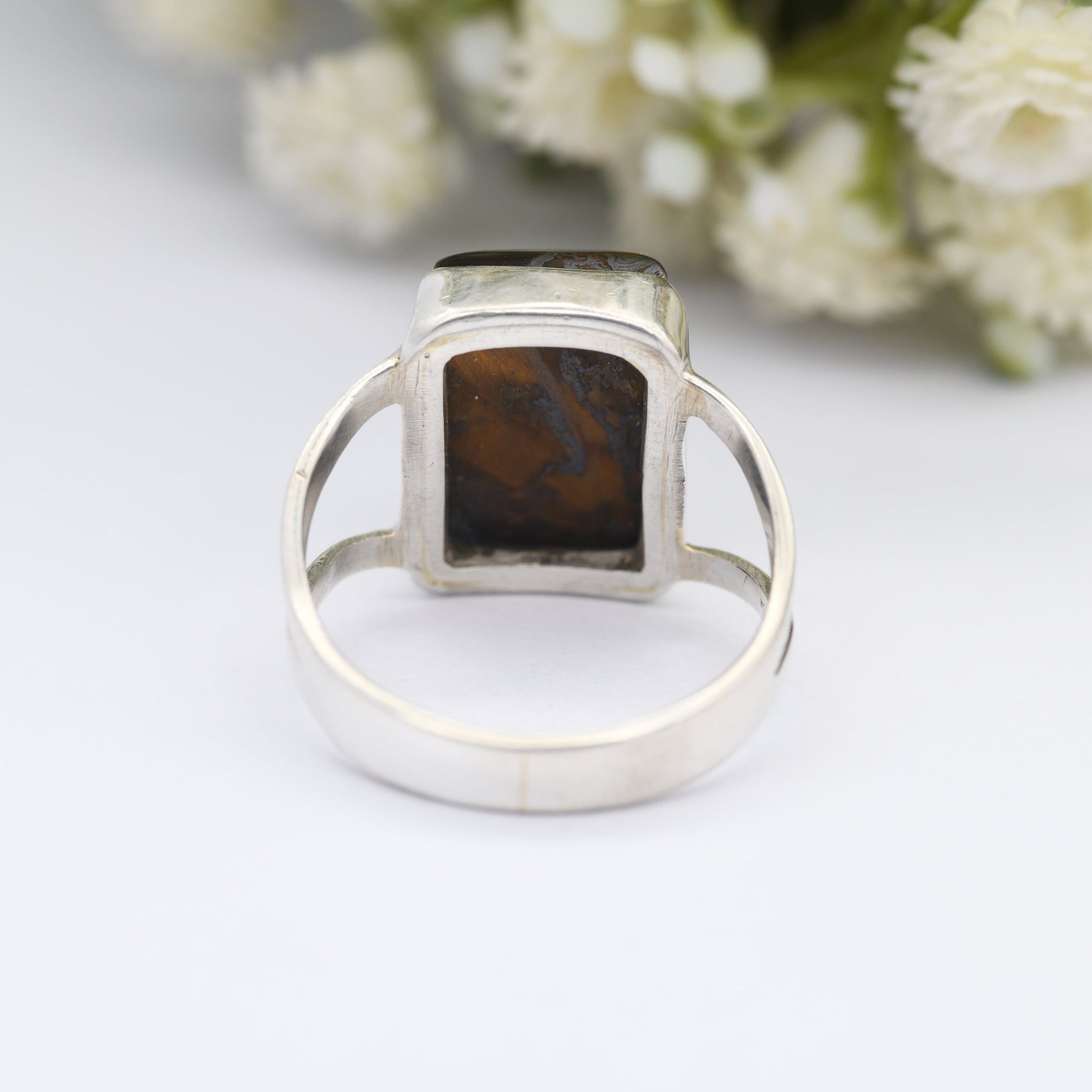 Vintage Sterling Silver Tiger's Eye Ring - Mid-Century Modern | Rectangle Cabochon | UK Size - R 1/2 | US Size - 8 3/4