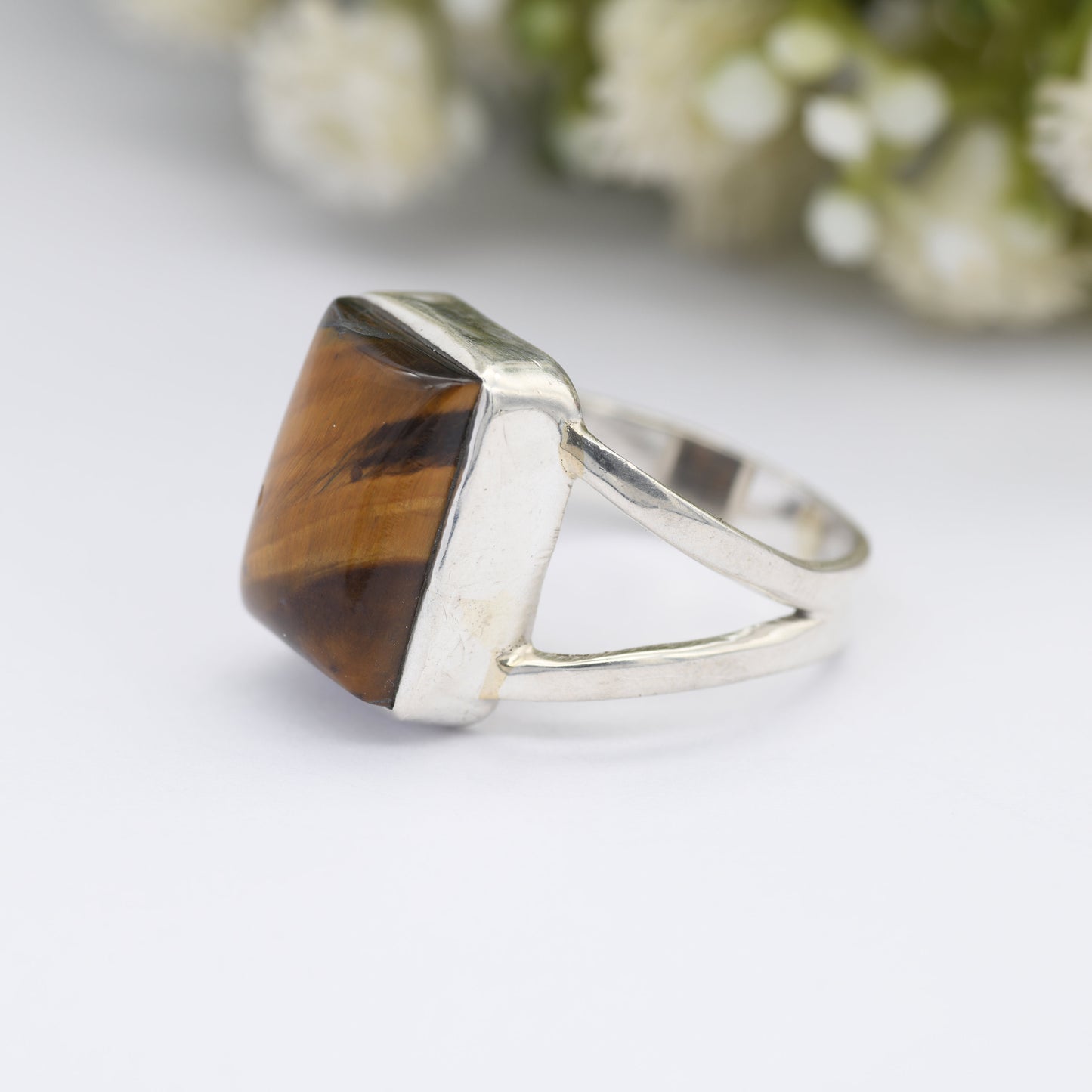 Vintage Sterling Silver Tiger's Eye Ring - Mid-Century Modern | Rectangle Cabochon | UK Size - R 1/2 | US Size - 8 3/4