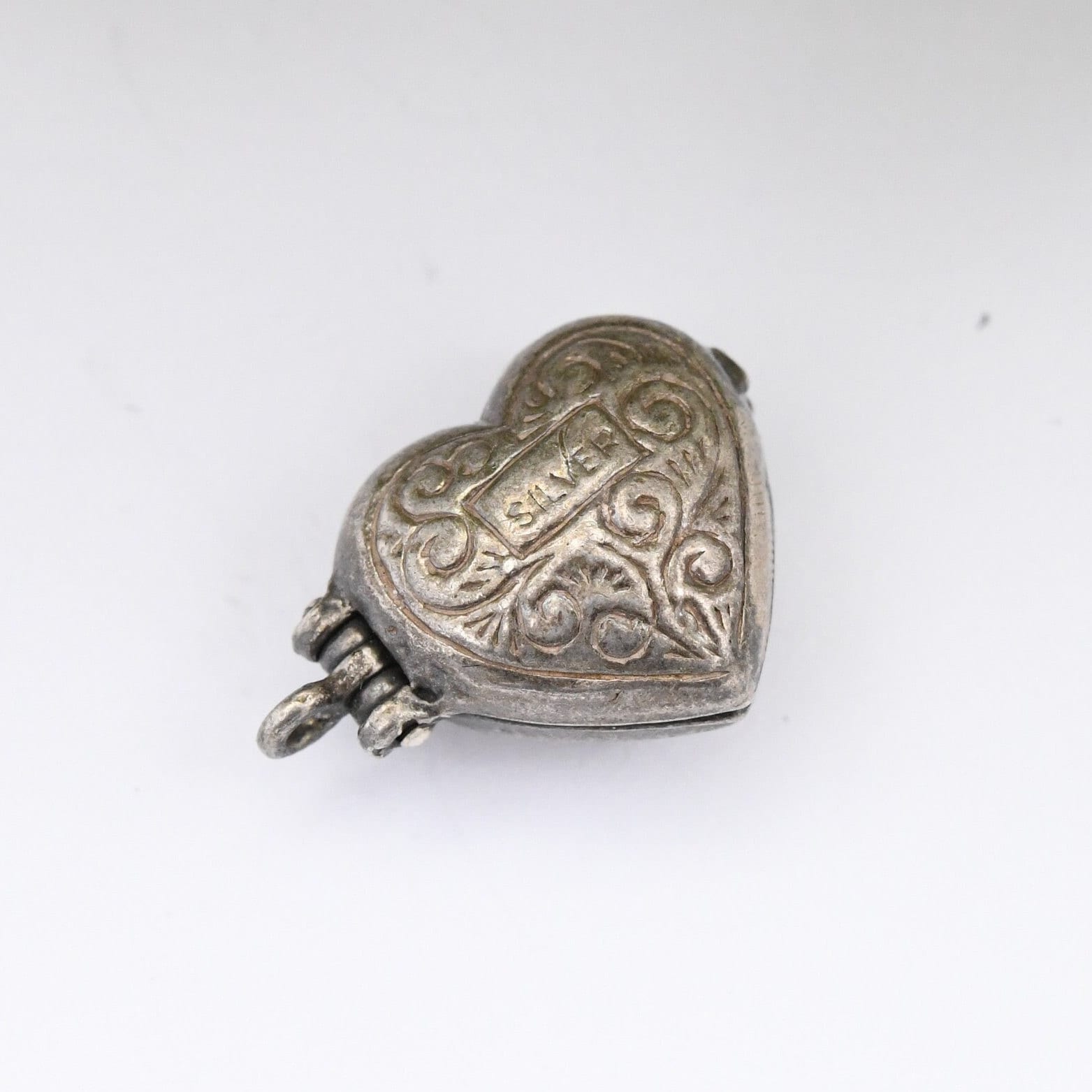 Vintage Sterling Silver Opening Heart Charm Pendant - Opening to Couple Inside | Man and Woman Hugging