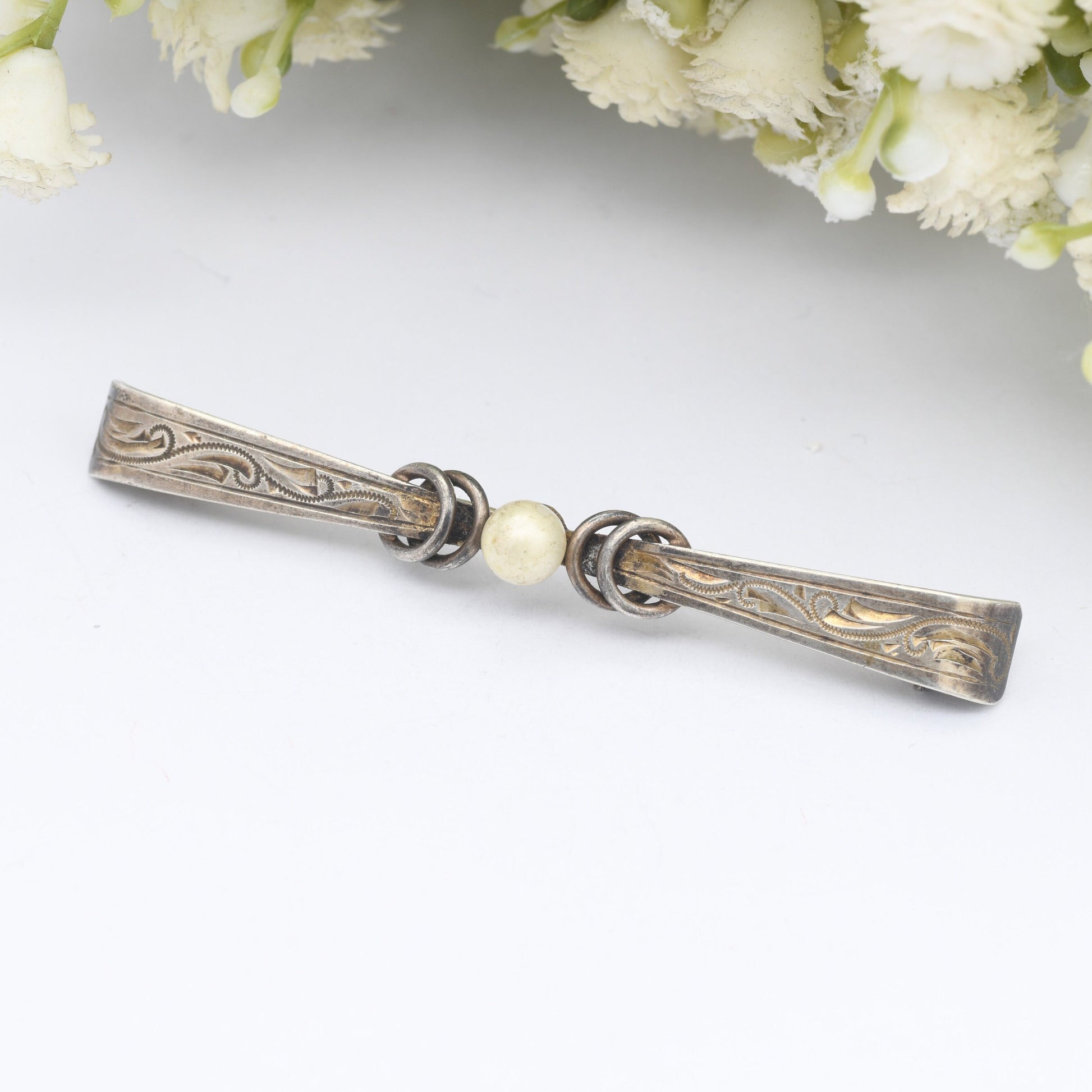 Vintage 835 Silver Faux Pearl Bar Brooch - Handarbeit | Hand Crafted | European German Silver | Engraved Scrolling Pattern