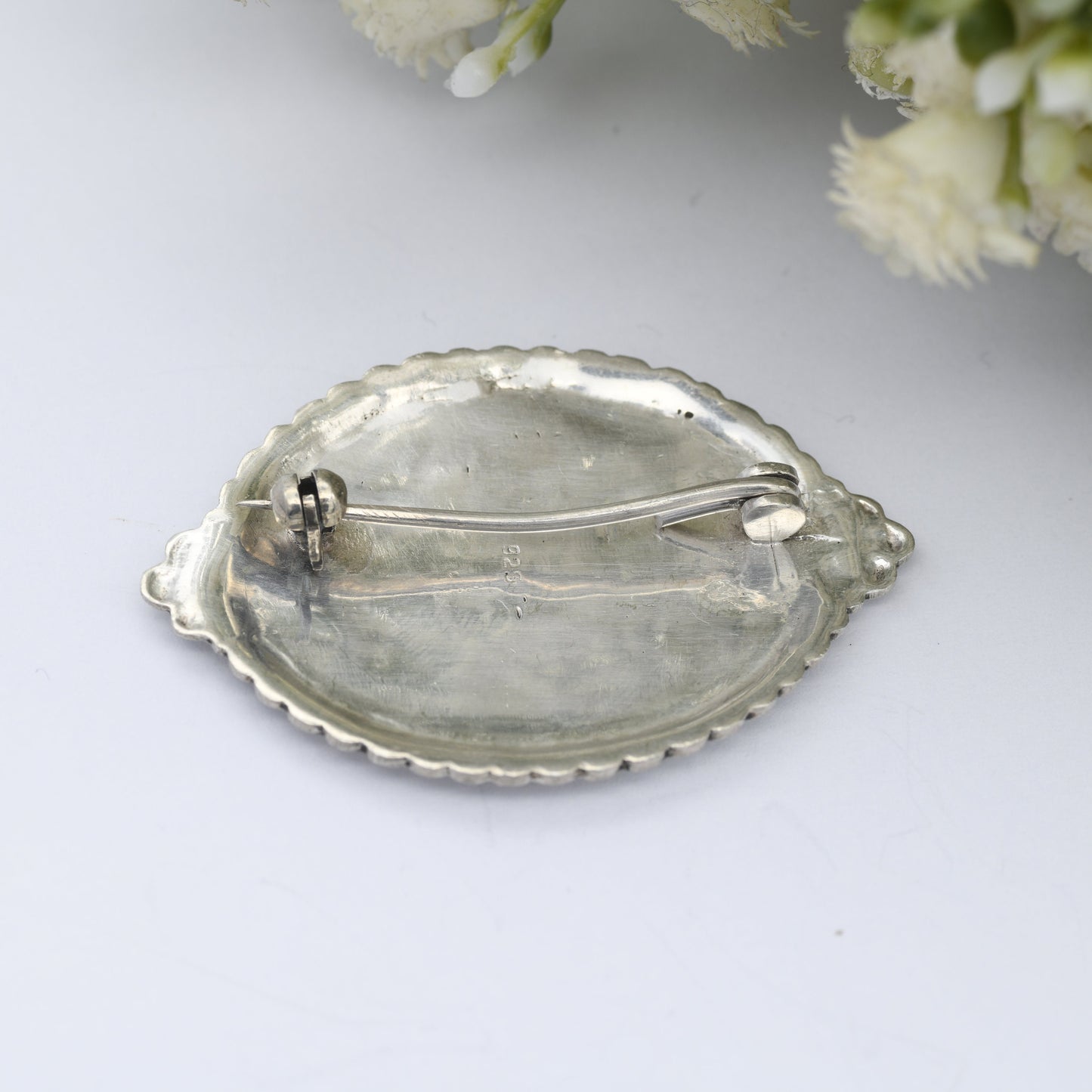 Vintage Sterling Silver Niello Brooch - Engraved Floral Scrolling | Ornate | Antique Style