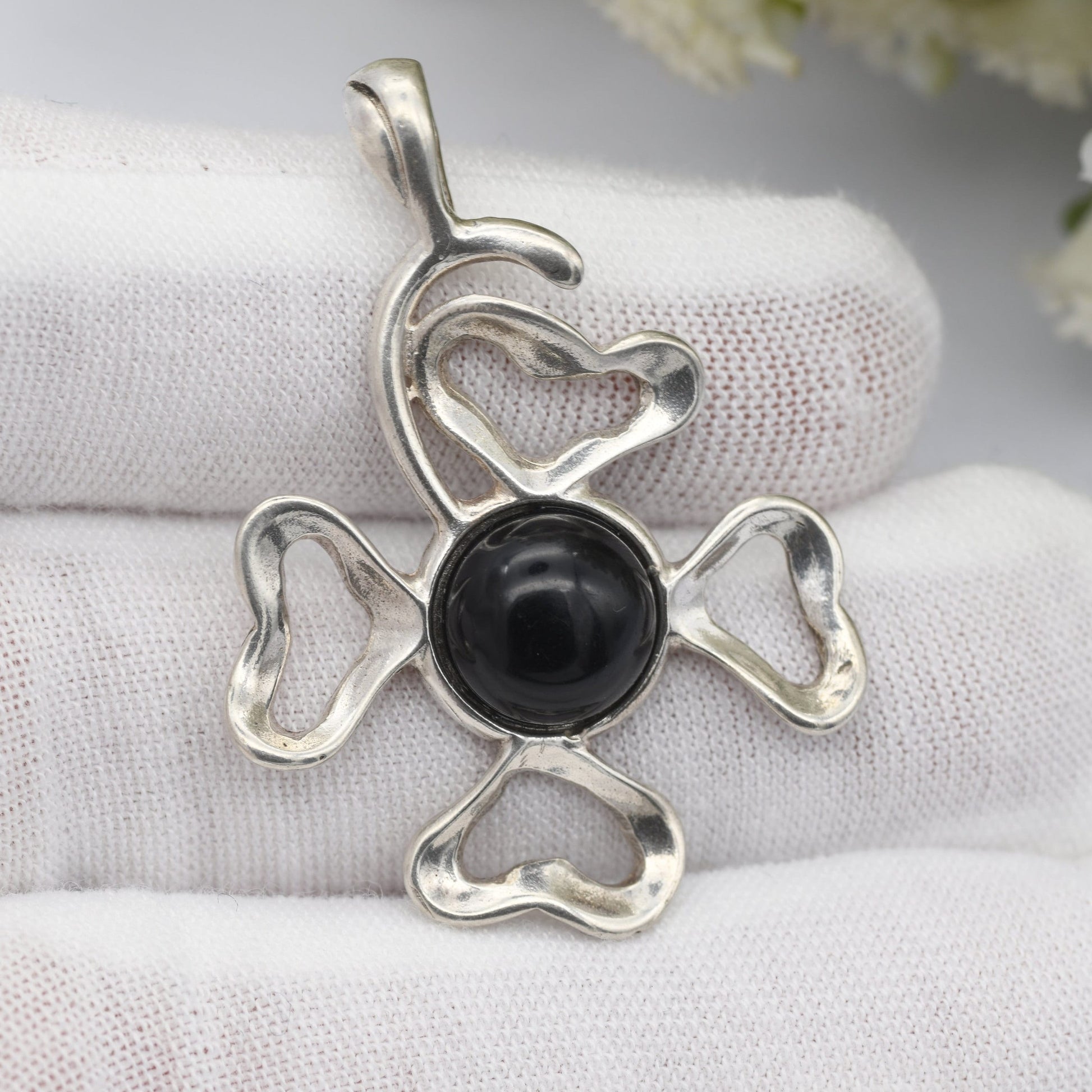 Vintage Sterling Silver Celtic Flower Openwork Pendant with Cabochon Onyx - Abstract Four Leaf Clover