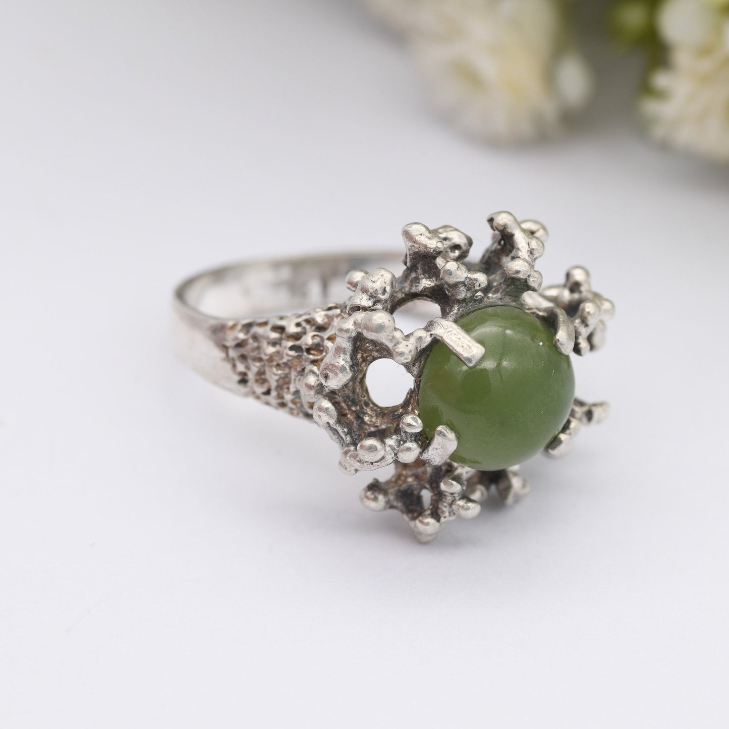 Vintage Brutalist Sterling Silver Sculptural Ring with Green Stone - Chunky Mid-Century Figural Design | UK Size - N 1/2 | US Size - 7