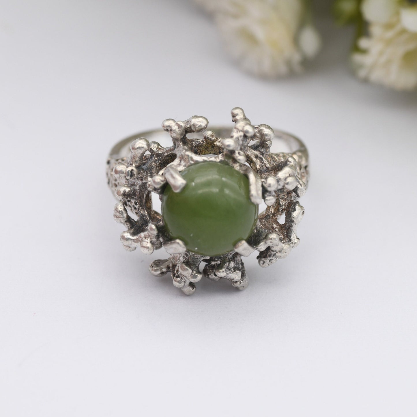 Vintage Brutalist Sterling Silver Sculptural Ring with Green Stone - Chunky Mid-Century Figural Design | UK Size - N 1/2 | US Size - 7