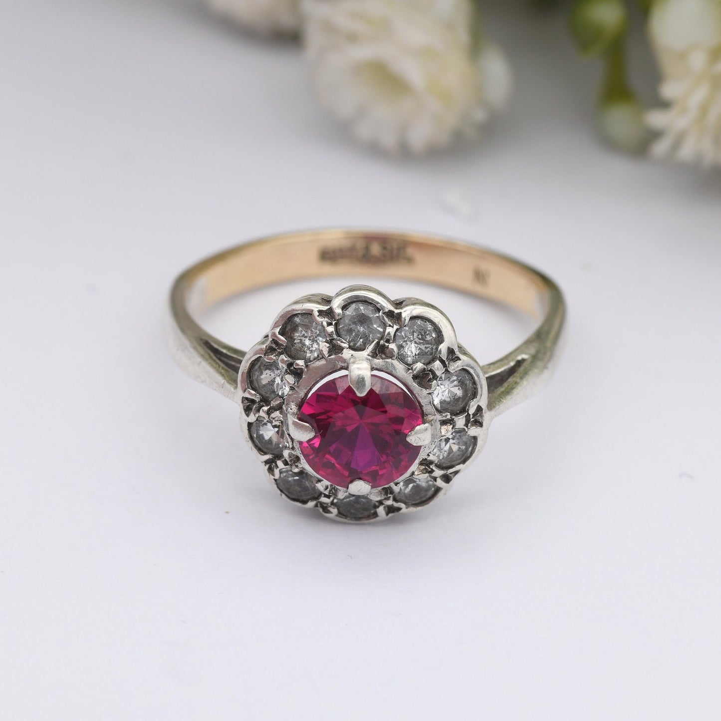 Vintage 9ct Gold Sterling Silver Ruby Clear Stone Flower Cluster Ring - Floral Daisy Ring | UK Size - N 1/2 | US Size - 7