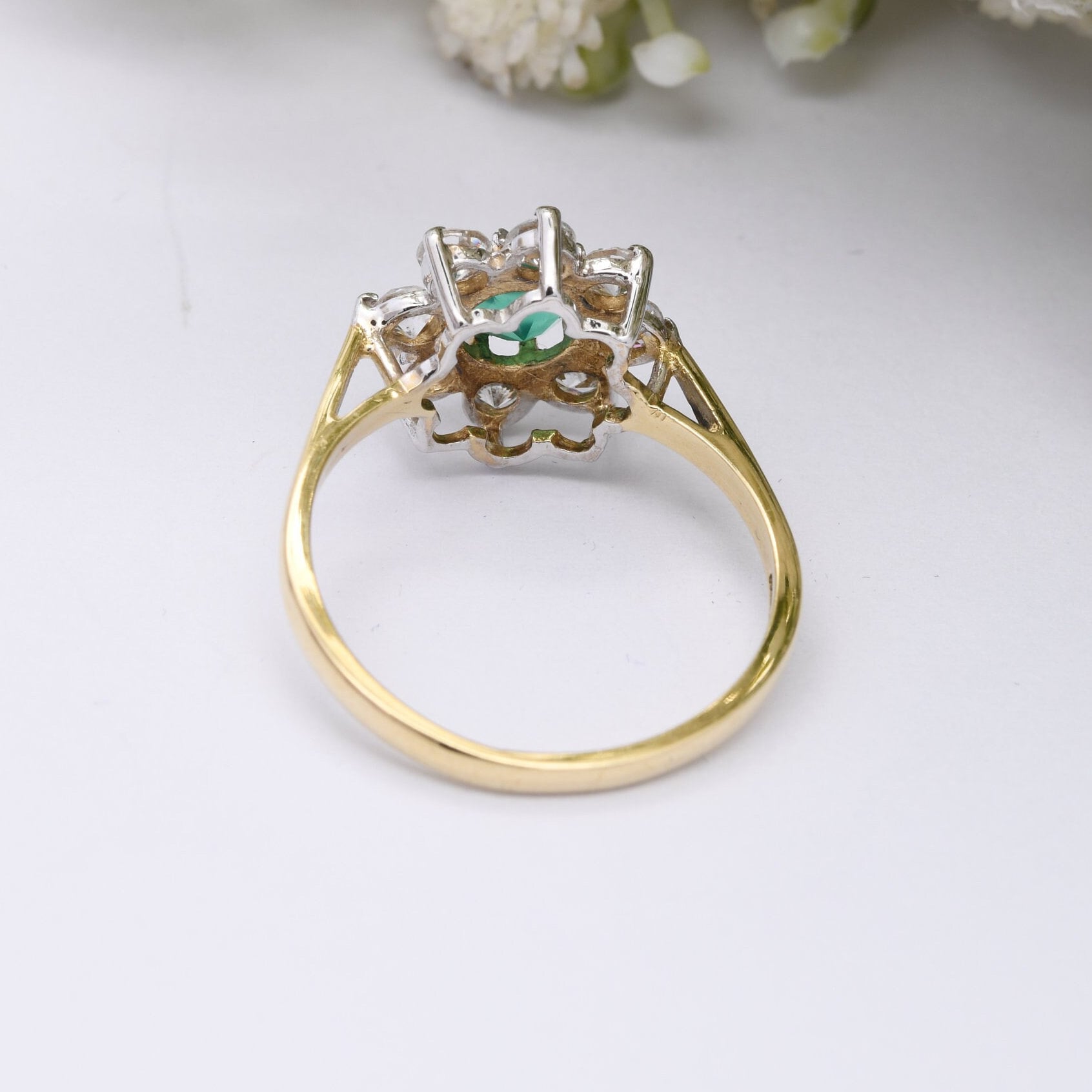 Vintage 9ct Gold Green Stone CZ Flower Cluster Ring 1992 - Cocktail Statement Ring | UK Size - P | US Size - 7 1/2