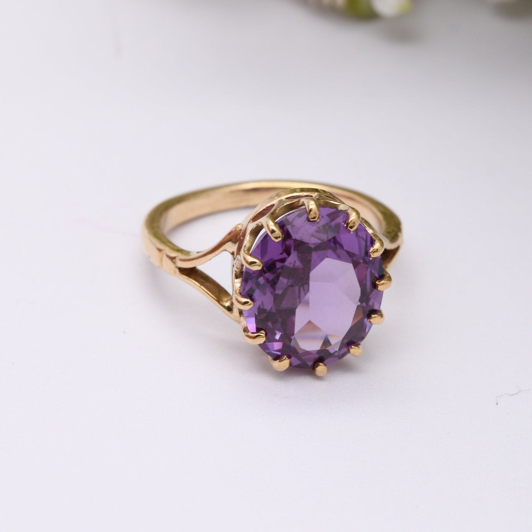 Vintage 9ct Gold Synthetic Sapphire Ring - Solid Gold Purple Sapphire Colour Change Sapphire Large Solitaire | UK Size - J | US Size - 4 3/4