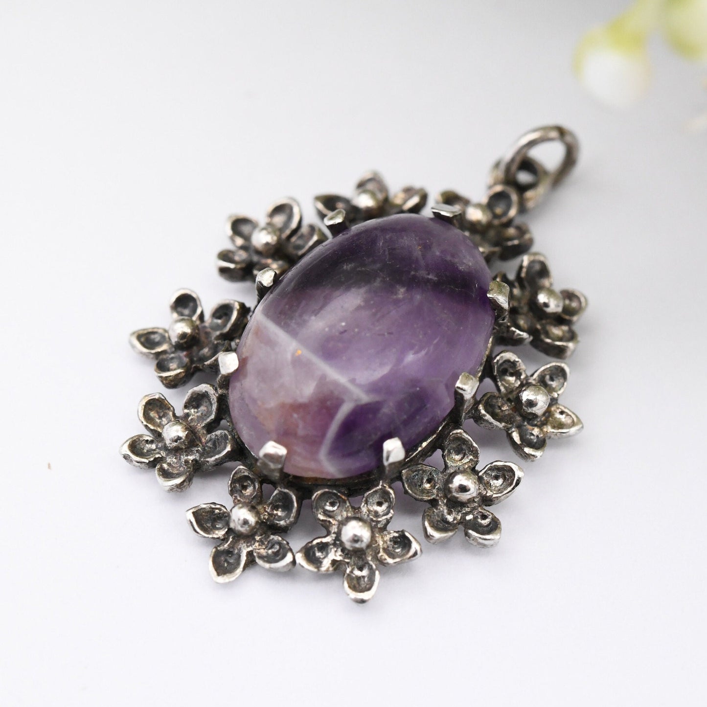 Vintage Sterling Silver Amethyst Pendant with Flower Surround