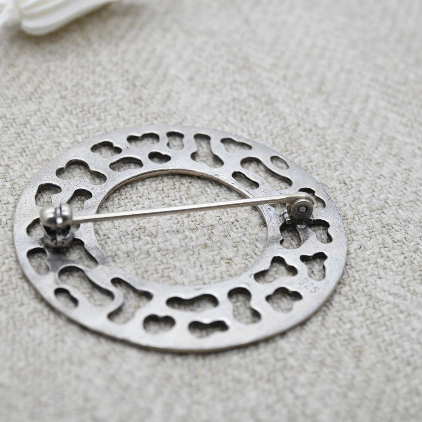 Vintage Sterling Silver Circle Brooch