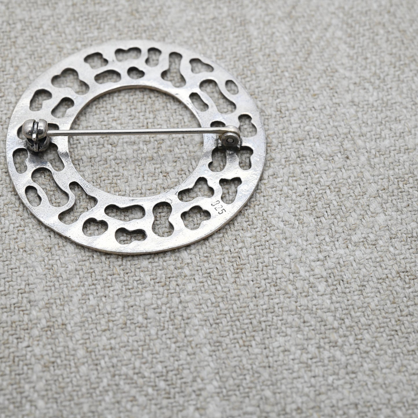 Vintage Sterling Silver Circle Brooch