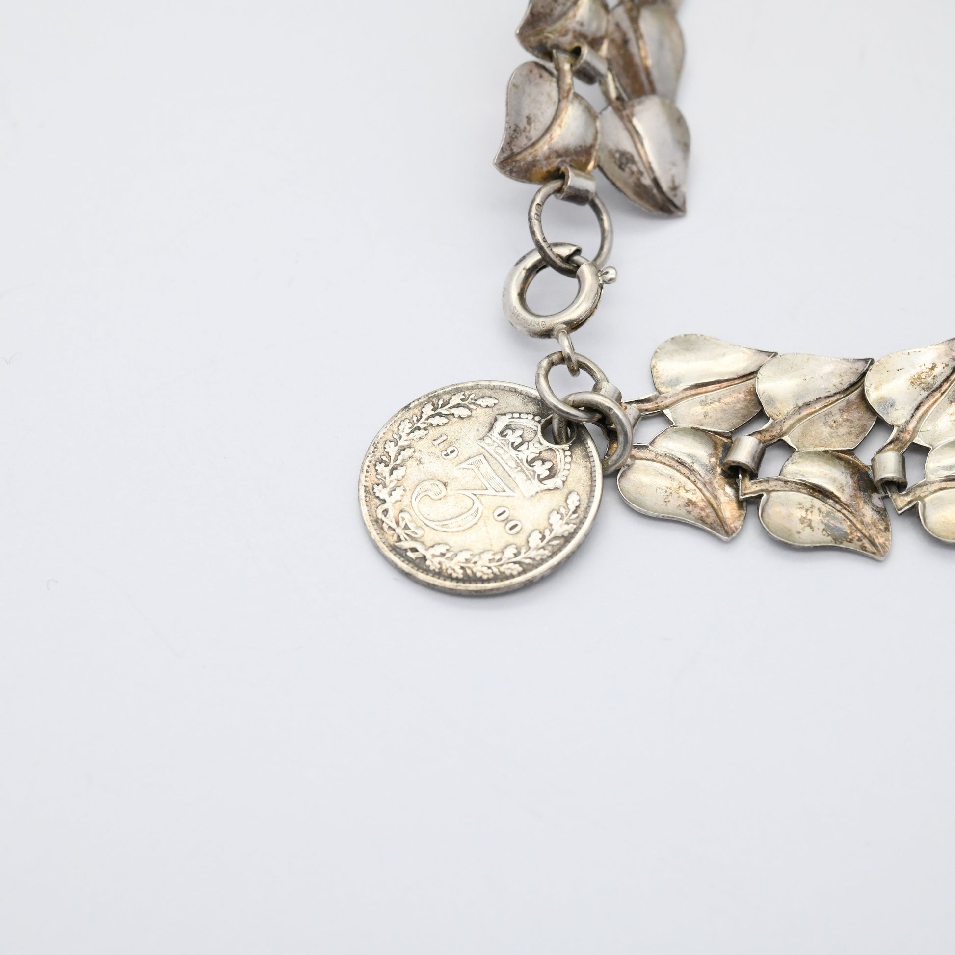 Vintage Sterling Silver Leaf Bracelet 1978 with Antique Victorian Coin Charm 1900 - Mid-Century Silver | Detailed Antique Style