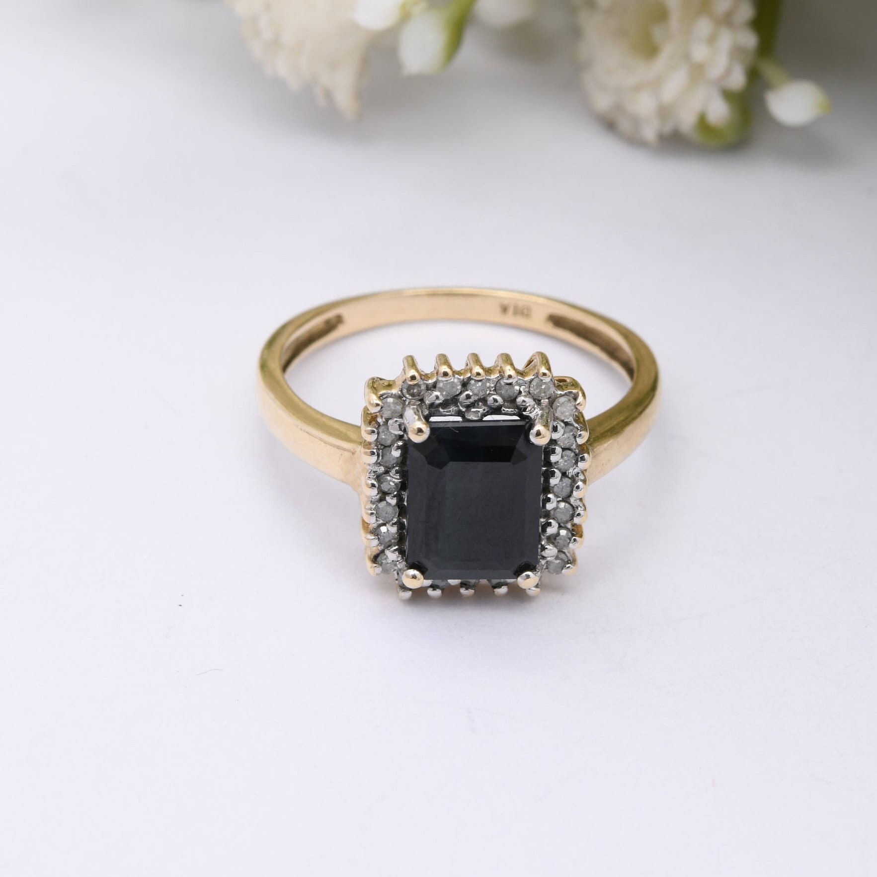 Vintage 9ct Gold Diamond Sapphire Ring