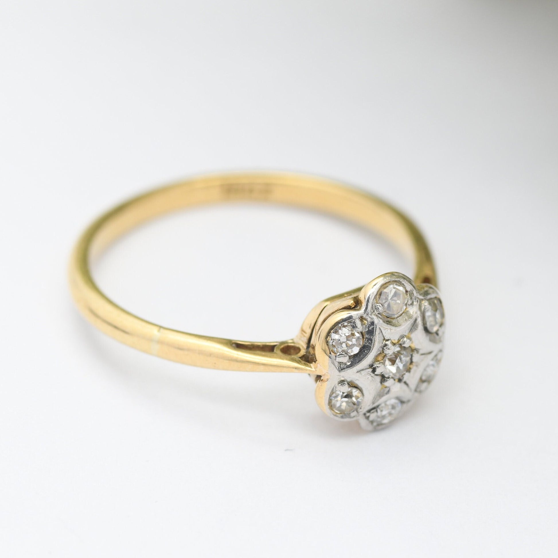 Vintage 18ct Gold Diamond Ring